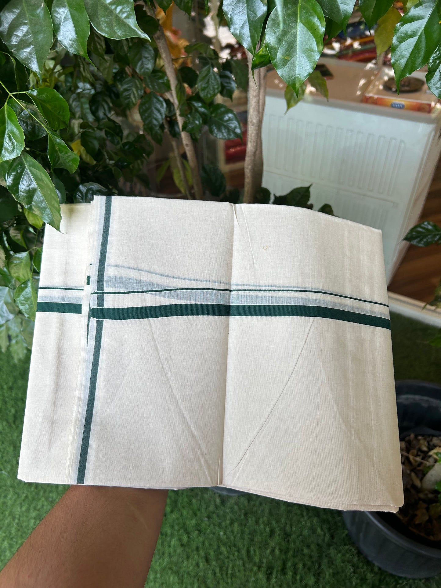 20% Discount! KaithariKada Balaramapuram 100% Cotton Double Off white - (Unbleached) - Mundu/Dhoti  (80s) - 1 cm Dark Green Kara 4 mtr (8.5 muzham) - 47 KK5362 GAN