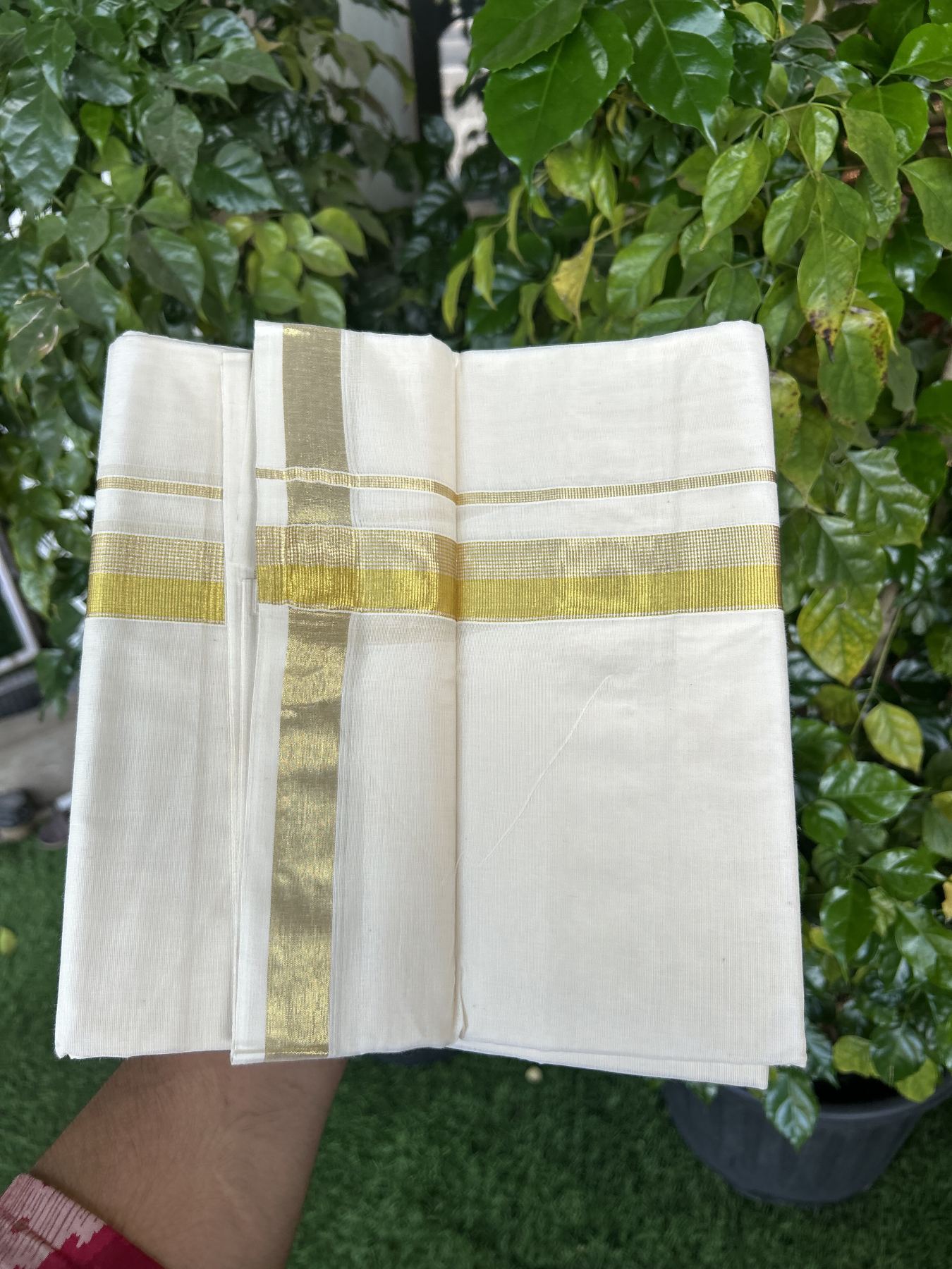 20% Discount ! KaithariKada Balaramapuram - 100% Pure Cotton Off White - (Unbleached) Double Mundu/Dhoti - 100X80 - 1.5 inch Gold Kasav & Silver Kasav Striped Kara 4 mtr (8.5 muzham) - 19 KK5340 VIN