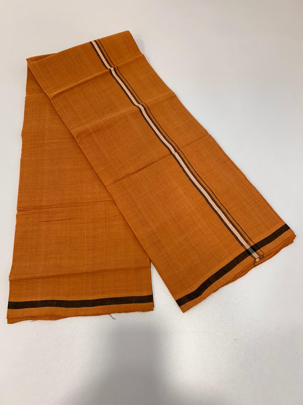 Kerala Handloom Single Kaily/Lungi - KaithariKada 100% Pure Cotton - 40s - 1.5 cm White & Black Shaded Kara With Kavi Colour Body - (2 meter / 4 muzham) - 36 KK8081 ELA