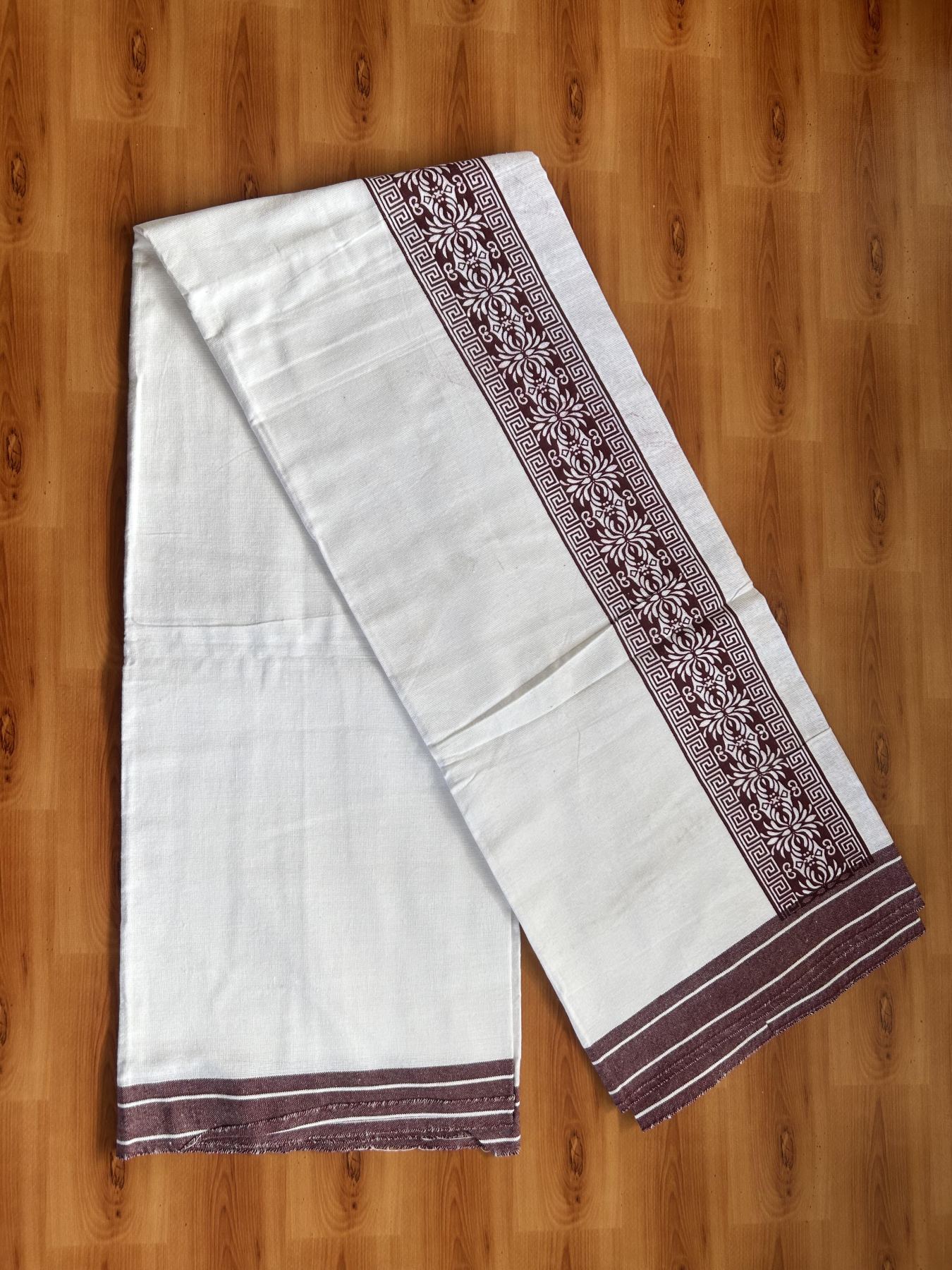 Kaitharikada - Single Kaily / Lungi - Mixed Cotton - 40s twisted - 2.75 inch Brown Printed Design kara with White colour body (2 meter / 4 muzham) - 29 KK8055 SAT