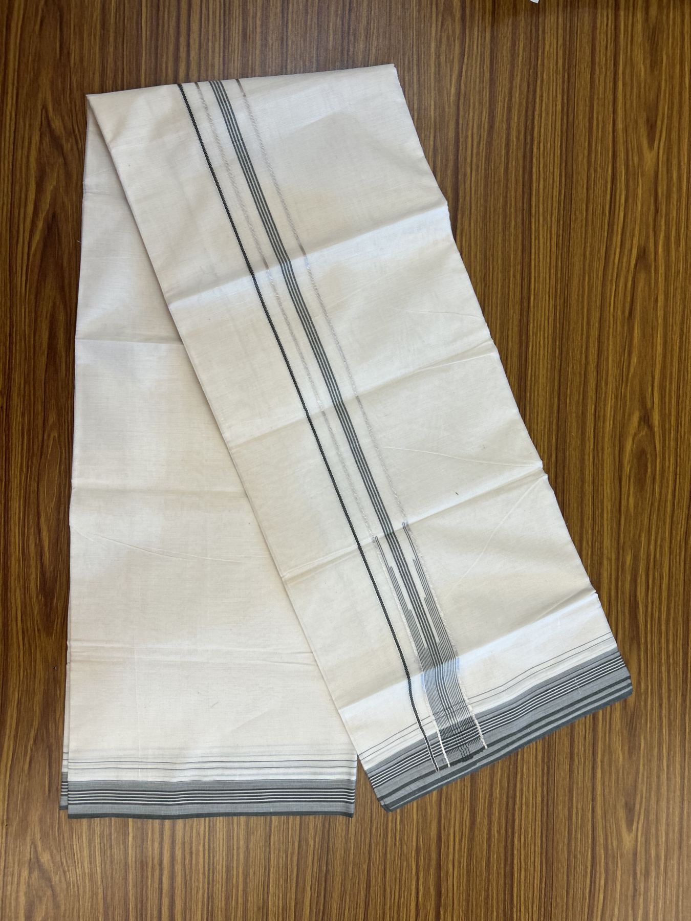 20% Discount ! KaithariKada Balaramapuram 100% Cotton Double Off White - (Unbleached) - Mundu / Dhoti- 100x80 -  1.25 inch Puliyilakkara Silver Kasav & Sage Green shaded striped chutty Kara - 4 mtr (8.5 Muzham) - 32 KK5340 VIN