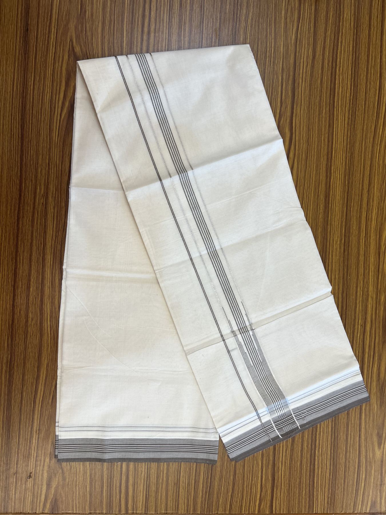20% Discount ! KaithariKada Balaramapuram 100% Cotton Double Off White - (Unbleached) - Mundu / Dhoti- 100x80 -  1.25 inch Puliyilakkara Silver Kasav & Brown shaded striped chutty Kara - 4 mtr (8.5 Muzham) - 34 KK5340 VIN
