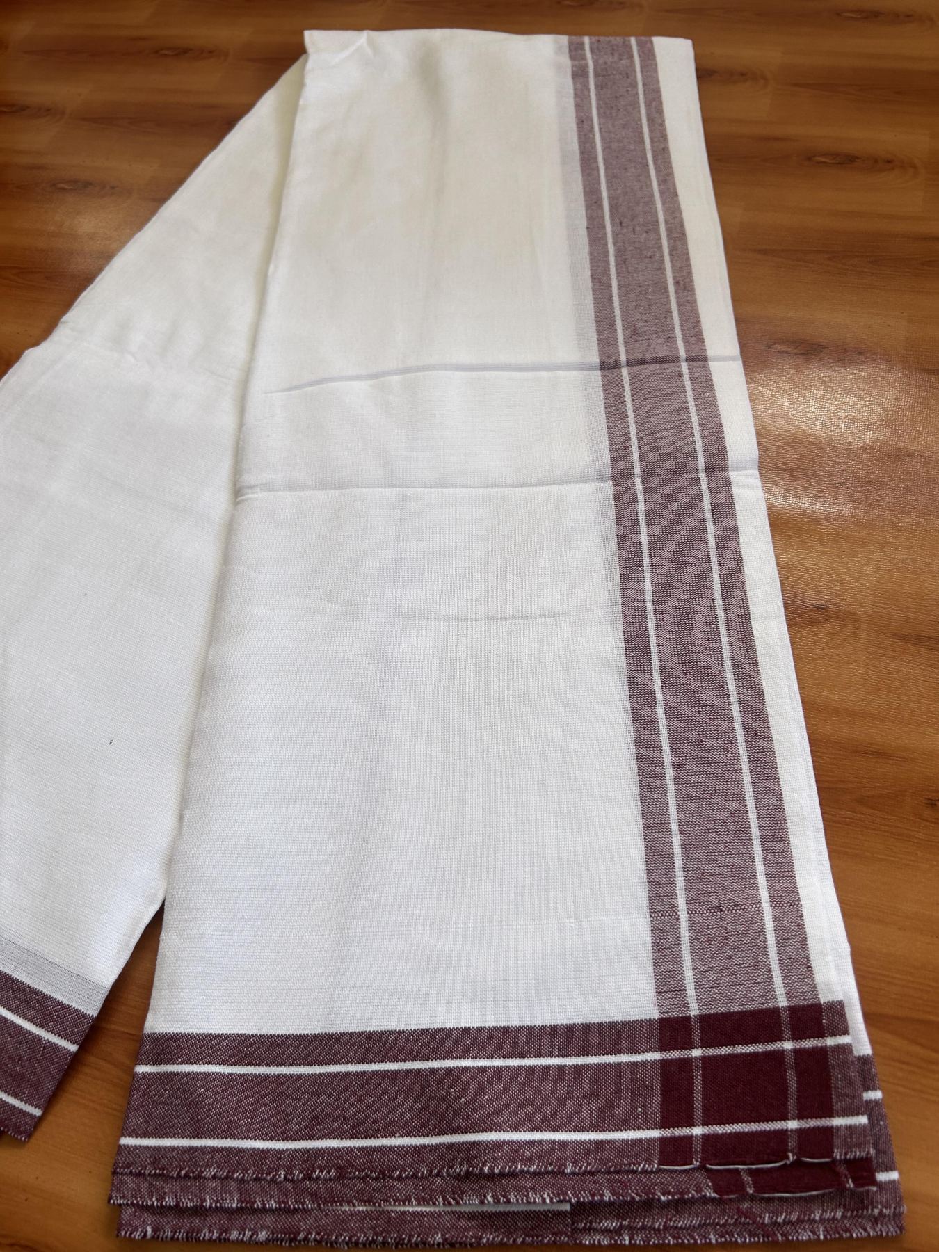 Kaitharikada - Single Kaily / Lungi - Mixed Cotton - 40s twisted - 1.75 inch Brown kara with White colour body (2 meter / 4 muzham) - 19 KK8055 SAT