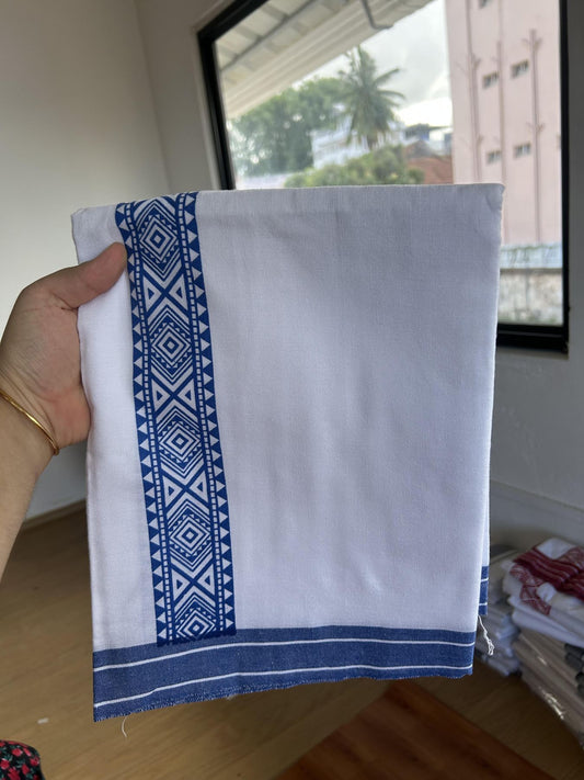 Kaitharikada - Single Kaily / Lungi - Mixed Cotton - 40s twisted - 2 inch Blue Printed Design kara with White colour body (2 meter / 4 muzham) - 21 KK8055 SAT
