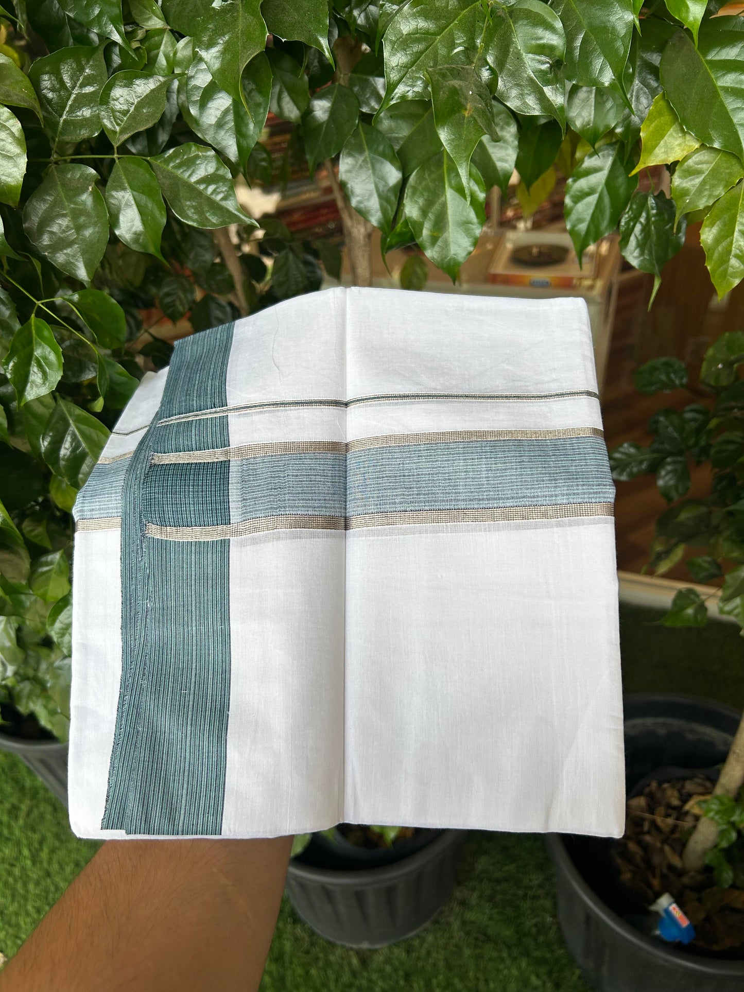 20% Discount!! Kaitharikada Balaramapuram 100% Pure Cotton Pure White Double Mundu/Dothi - 100x100 - 1.5 inch Silver Kasav Navy Blue & Sky Blue Striped Shaded Kara - 4.00 m (8.5 muzham) - 89 KK5362 GAN
