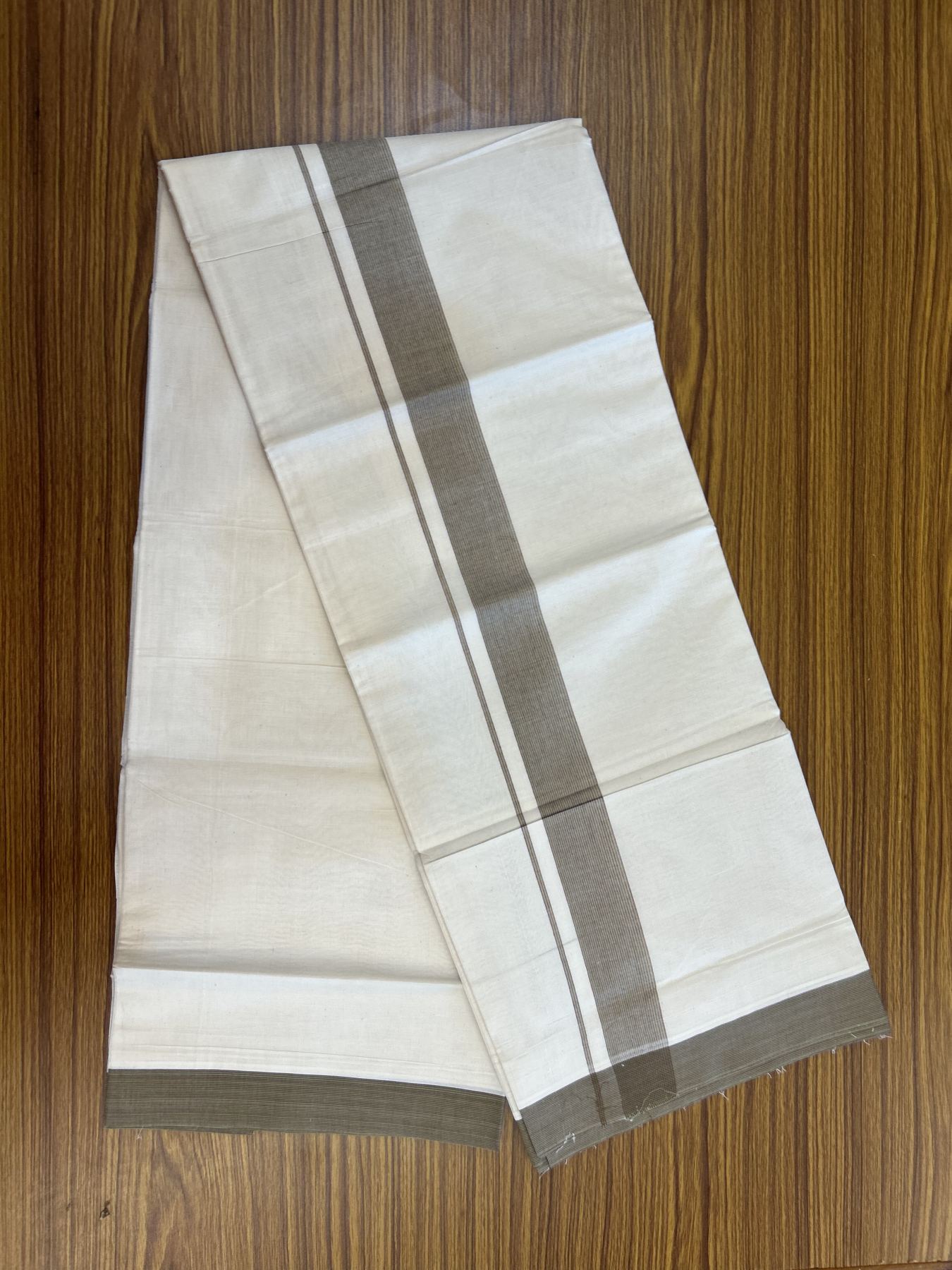 20% Discount ! KaithariKada Balaramapuram 100% Cotton Double Off White (Unbleached) - Mundu / Dhoti- 100x80 - 1.5 inch Purple & Green Shaded Kara 4 mtr (8.5 Muzham) - 61 KK5340 VIN