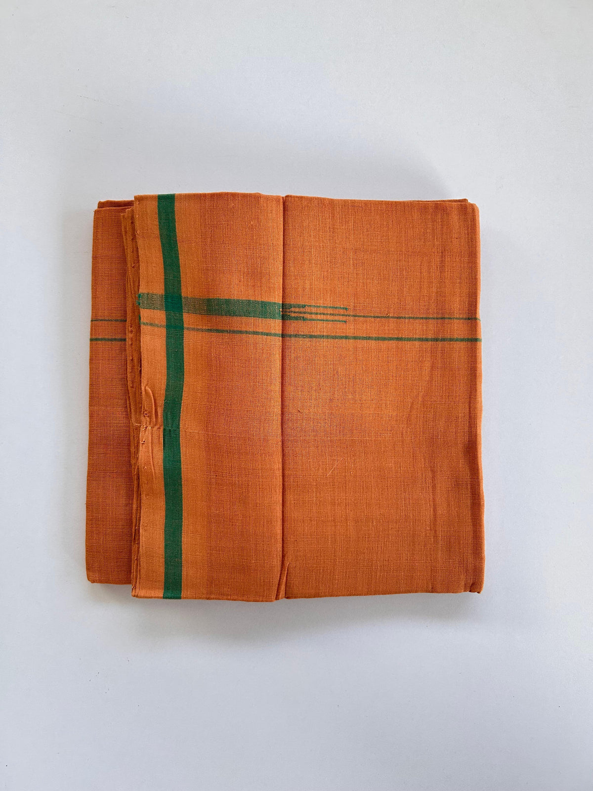 Kerala Handloom Single Kaily/Lungi - KaithariKada 100% Pure Cotton - 30s - 0.2 cm Puliyilakkara Green Chutty Kara With Kavi Colour Body - (2 meter / 4 muzham) - 41 KK8081 ELA
