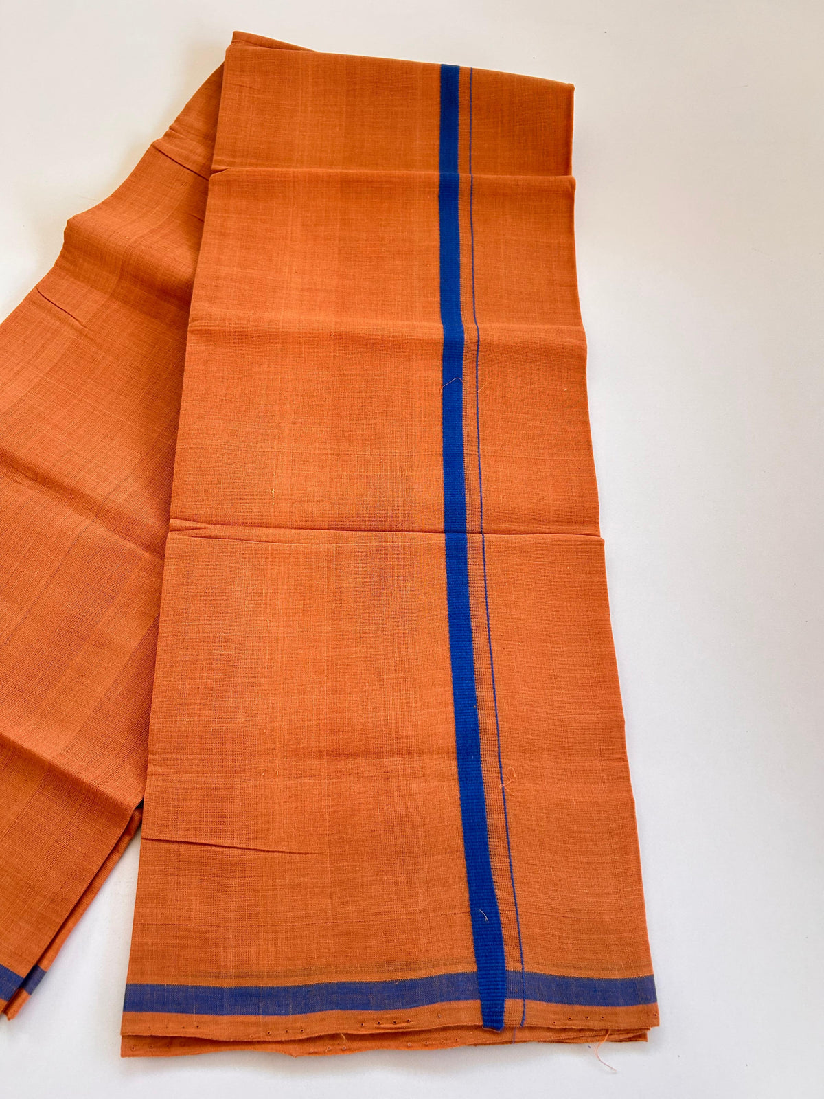Kerala Handloom Single Kaily/Lungi - KaithariKada 100% Pure Cotton - 40s - 1 cm Blue Kara With Kavi Colour Body - (2 meter / 4 muzham) - 42 KK8081 ELA