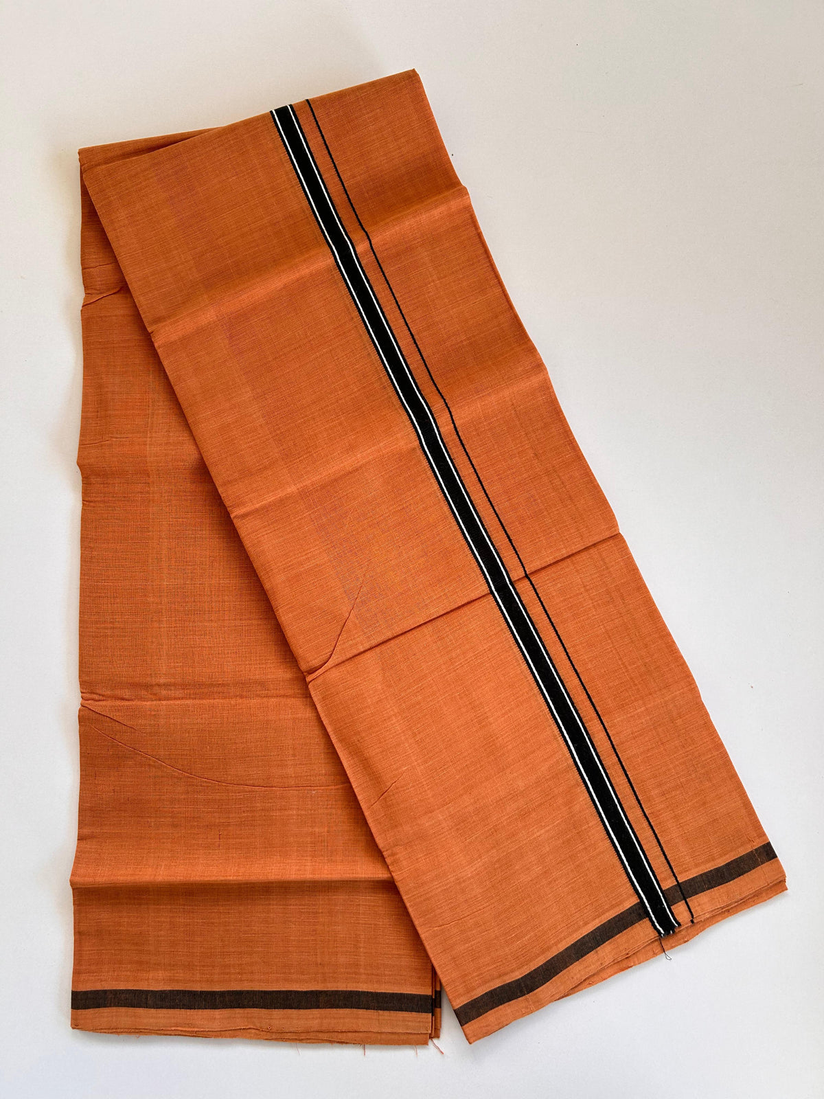 Kerala Handloom Single Kaily/Lungi - KaithariKada 100% Pure Cotton - 40s - 1.5 cm Black & White Kara With Kavi Colour Body - (2 meter / 4 muzham) - 47 KK8081 ELA