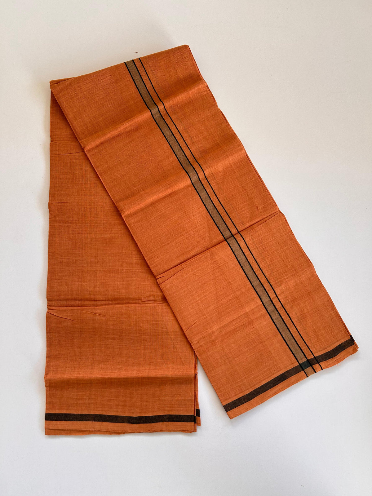 Kerala Handloom Single Kaily/Lungi - KaithariKada 100% Pure Cotton - 40s - 1.5 cm Black & Olive Green Kara With Kavi Colour Body - (2 meter / 4 muzham) - 48 KK8081 ELA