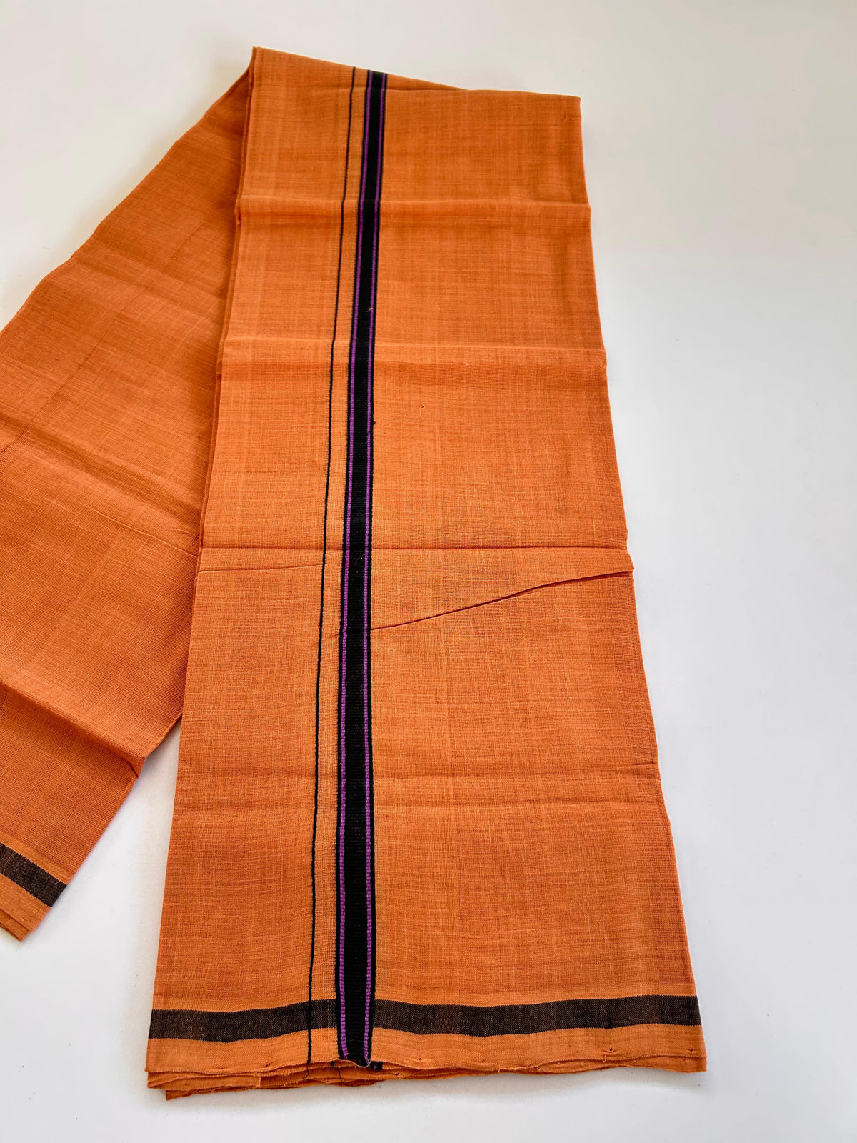 Kerala Handloom Single Kaily/Lungi - KaithariKada 100% Pure Cotton - 40s - 1.5 cm Black & Violet Kara With Kavi Colour Body - (2 meter / 4 muzham) - 49 KK8081 ELA