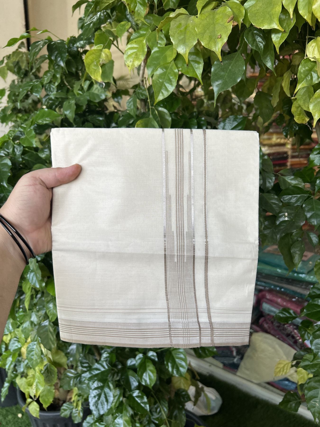 20% Discount ! KaithariKada Balaramapuram 100% Cotton Double Off White - (Unbleached) - Mundu / Dhoti- 100x80 -  1.25 inch Puliyilakkara Silver Kasav & Light Brown shaded striped chutty Kara - 4 mtr (8.5 Muzham) - 33 KK5340 VIN