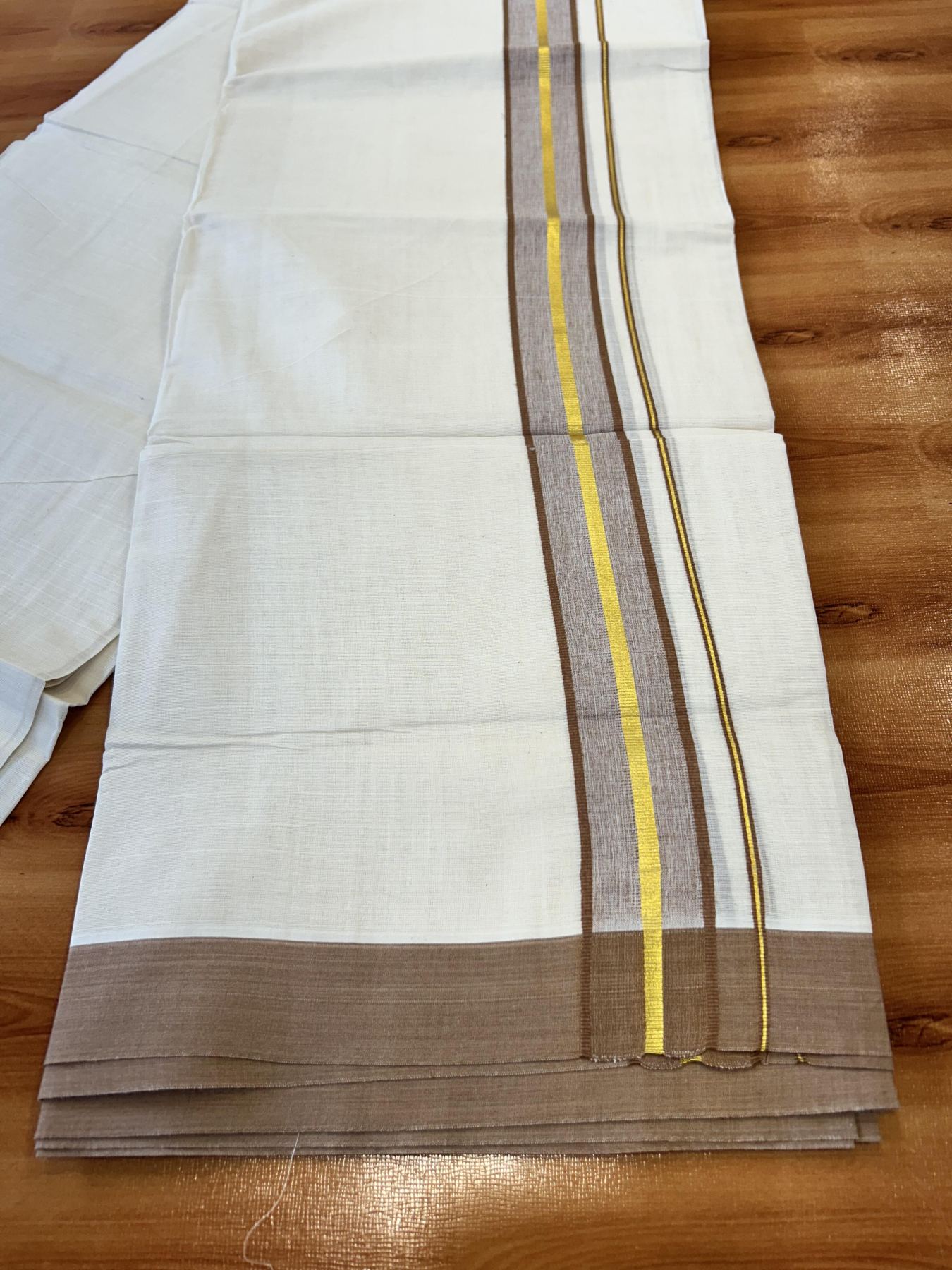 Double Off White (Unbleached) Mundu/Dothi- 20% Discount! Kaitharikada 100% Pure Cotton - 100x80 - 1.5 inch Gold Kasav & Brown Shaded Kara 4 mtr (8.5 muzham) - 14 KK5455 THI