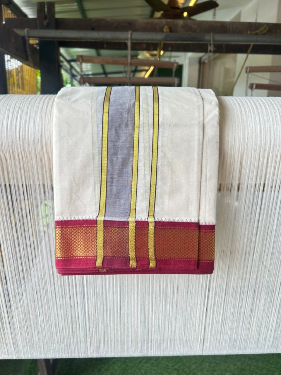 20% DISCOUNT! KaithariKada 100% Cotton Off White - (Unbleached) 100x100 thread - NORTH INDIAN- ATTACHED GAMCHA 9X5 Dhoti 2.5 inch Dark Brown kara with Navy Blue & Maroon Kasavu border - 18KK5196PMC