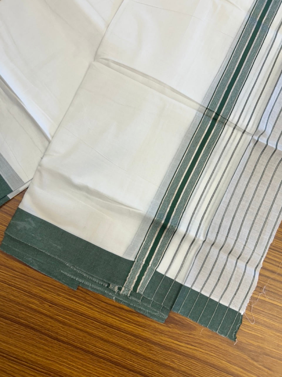 20% Discount ! KaithariKada Balaramapuram 100% Cotton Double Pure White Mundu/Dhoti - 100X80 - 6.5 inch Silver Kasav & Dark Green Stripes kara 3.90 mtr (8 muzham) - 10 KK5305 PMC