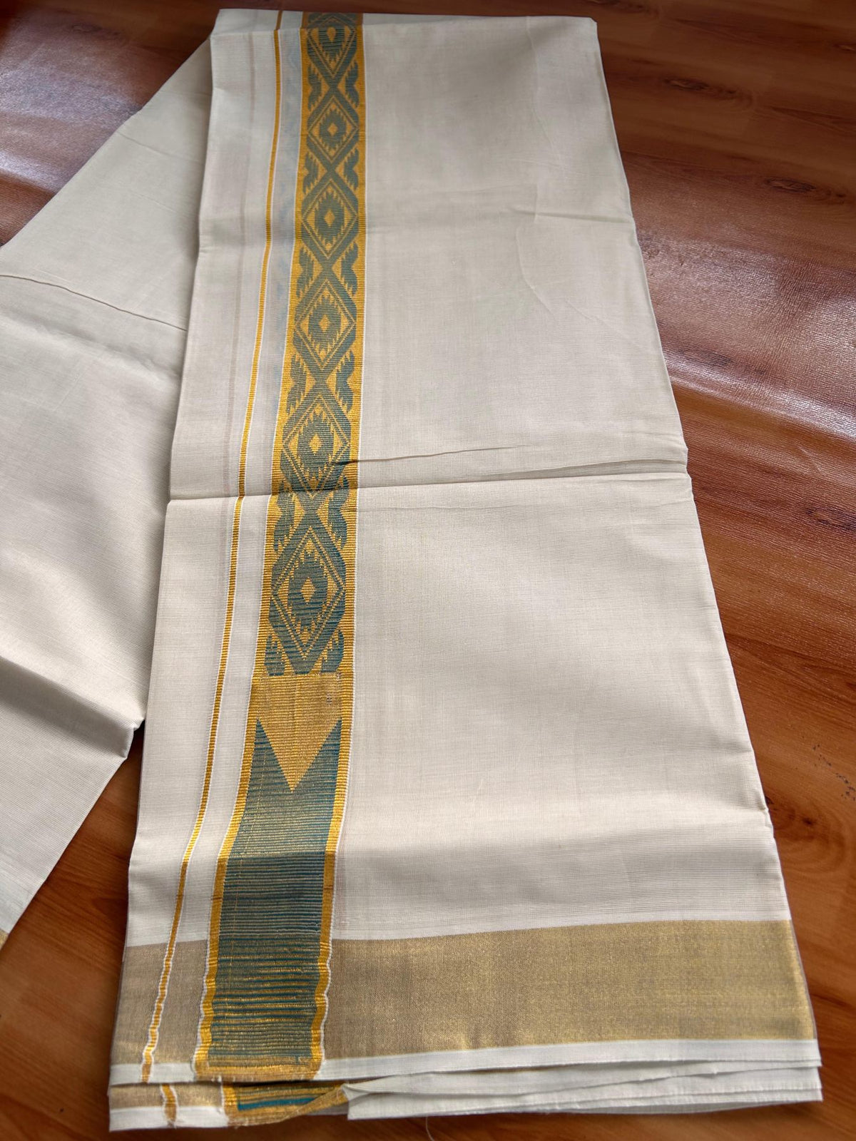Double Off White (Unbleached) Mund/Dhoti - 20% Discount! KaithariKada Mixed Cotton - 60s - 1.5 inch Peacock Green Gold Kasav Jacquard Design Chutty Kara 4 mtr (8.5 Muzham) - 5 KK5520 PMC