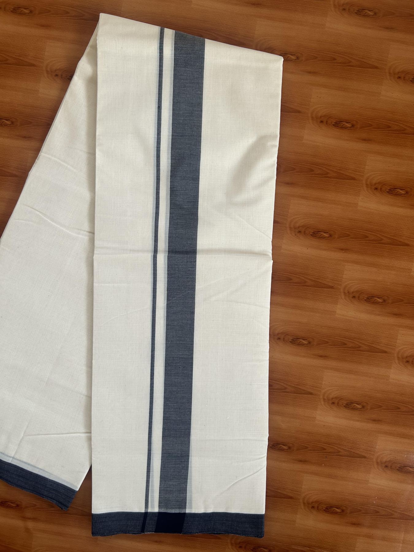 25% Discount! KaithariKada Handloom Millpaav - Kerala Handloom - Cotton Double Mundu/Dhoti Off white (Unbleached) - 80x90 - 1.25 inch Solid Navy Blue Mulloth Kara 3.60 meter (8 Muzham) - 19 KK5383 RAM