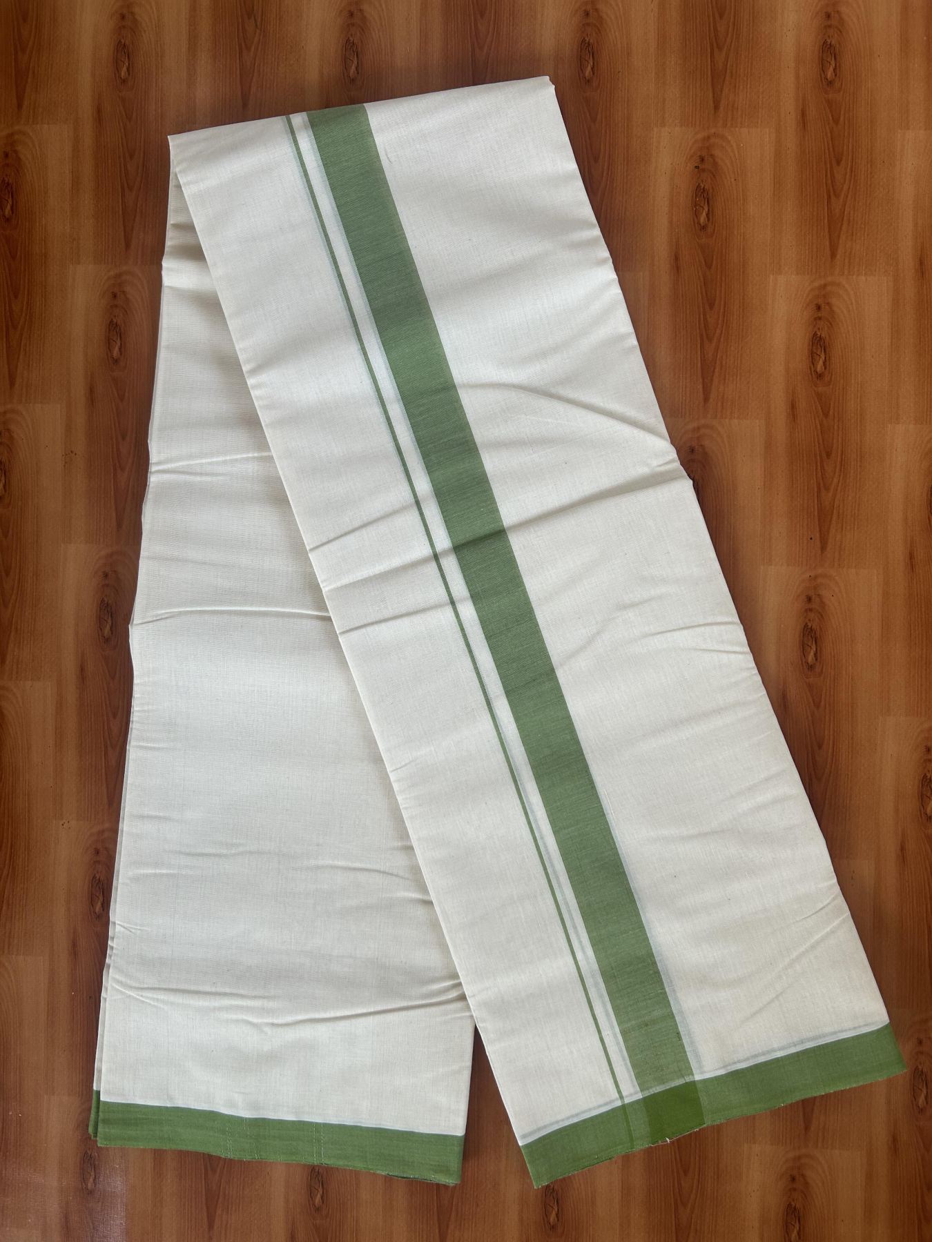 25% Discount! KaithariKada Handloom Millpaav - Kerala Handloom - Cotton Double Mundu/Dhoti Off white (Unbleached) - 80x90 - 1.25 inch Parrot Green Mulloth Kara 3.60 meter (8 Muzham) - 18 KK5383 RAM