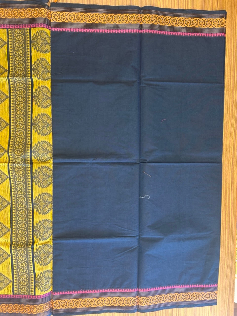 KaithariKada - Balaramapuram Cotton Saree - Black with Orange & Magenta - Flower Design - 5KK1006KK