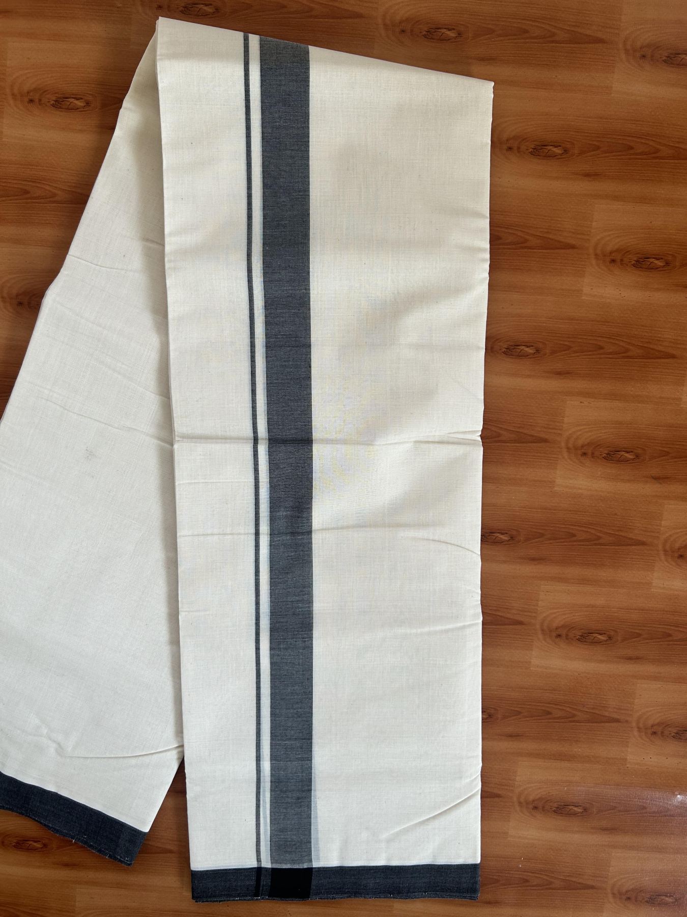 25% Discount! KaithariKada Handloom Millpaav - Kerala Handloom - Cotton Double Mundu/Dhoti Off white (Unbleached) - 80x90 - 1.25 inch Black Mulloth Kara - 22 KK5383 RAM