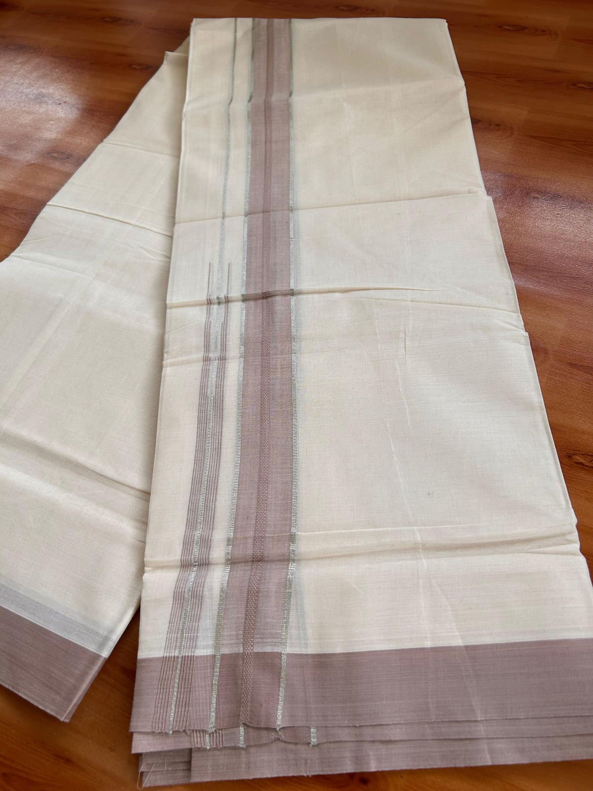 Double Off White (Unbleached) Mundu/Dhoti - 20% Discount! KaithariKada 100% Cotton - 80X90 - 1.5 inch Rose Beige Silver Kasav Chutty Kara 4 mtr (8.5 Muzham) - 14 KK5520 PMC