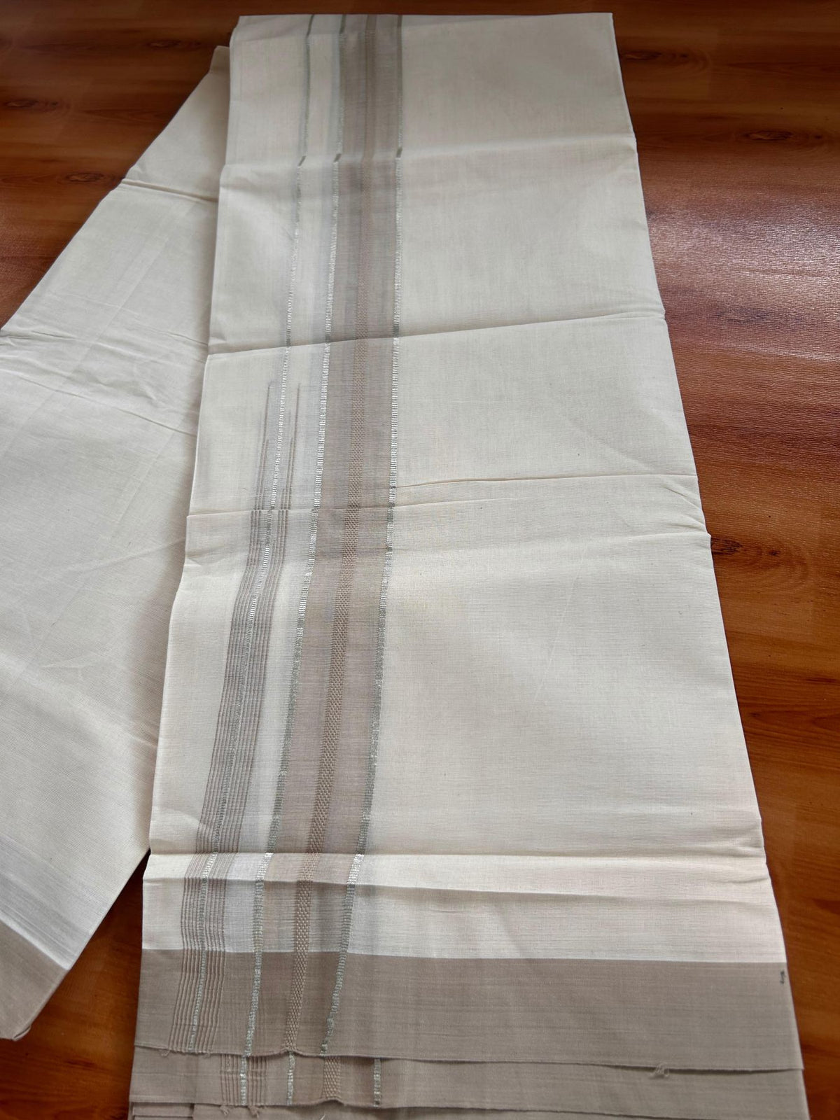Double Off White (Unbleached) Mundu/Dhoti - 20% Discount! KaithariKada 100% Cotton - 80X90 - 1.5 inch Light Brown Silver Kasav Chutty Kara 4 mtr (8.5 Muzham) - 15 KK5520 PMC
