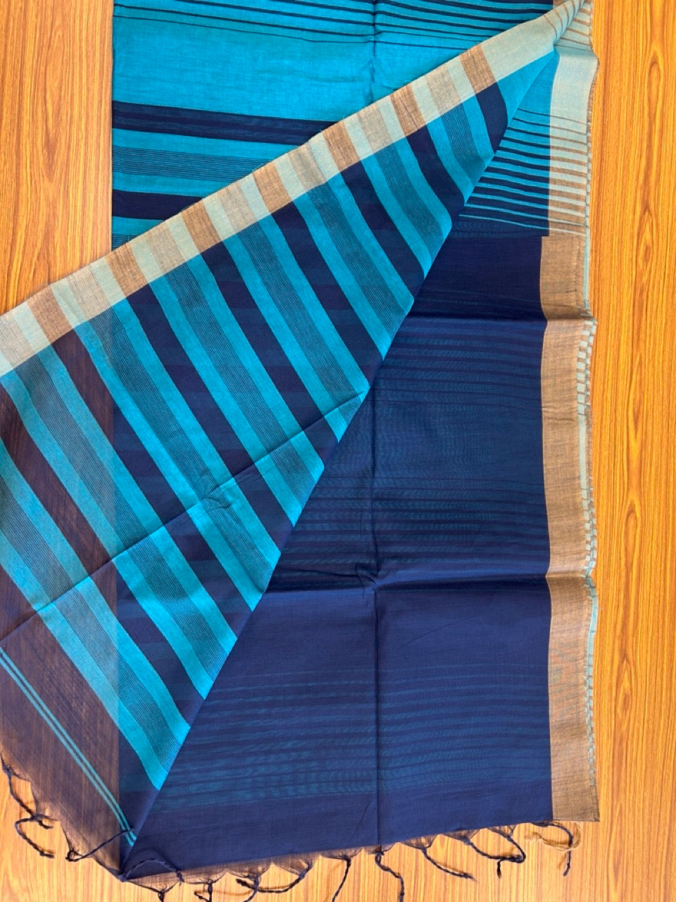 KaithariKada- Balaramapuram  Saree - 100% PURE Cotton - Navy Blue & Peacock Blue Striped Design - 1KK1008RJT