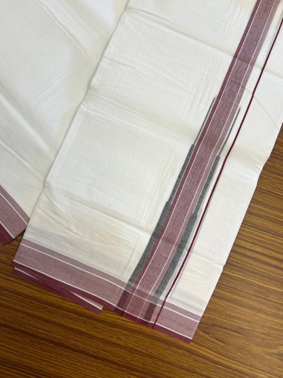 20% DISCOUNT!! Kaitharikada Balaramapuram 100% Cotton Pure White Double Mundu/Dothi-80X90 - 1.75 Inch Magenta & Black Striped Chutty Kara 3.70m (8 Muzham) - 4 KK5306 THI