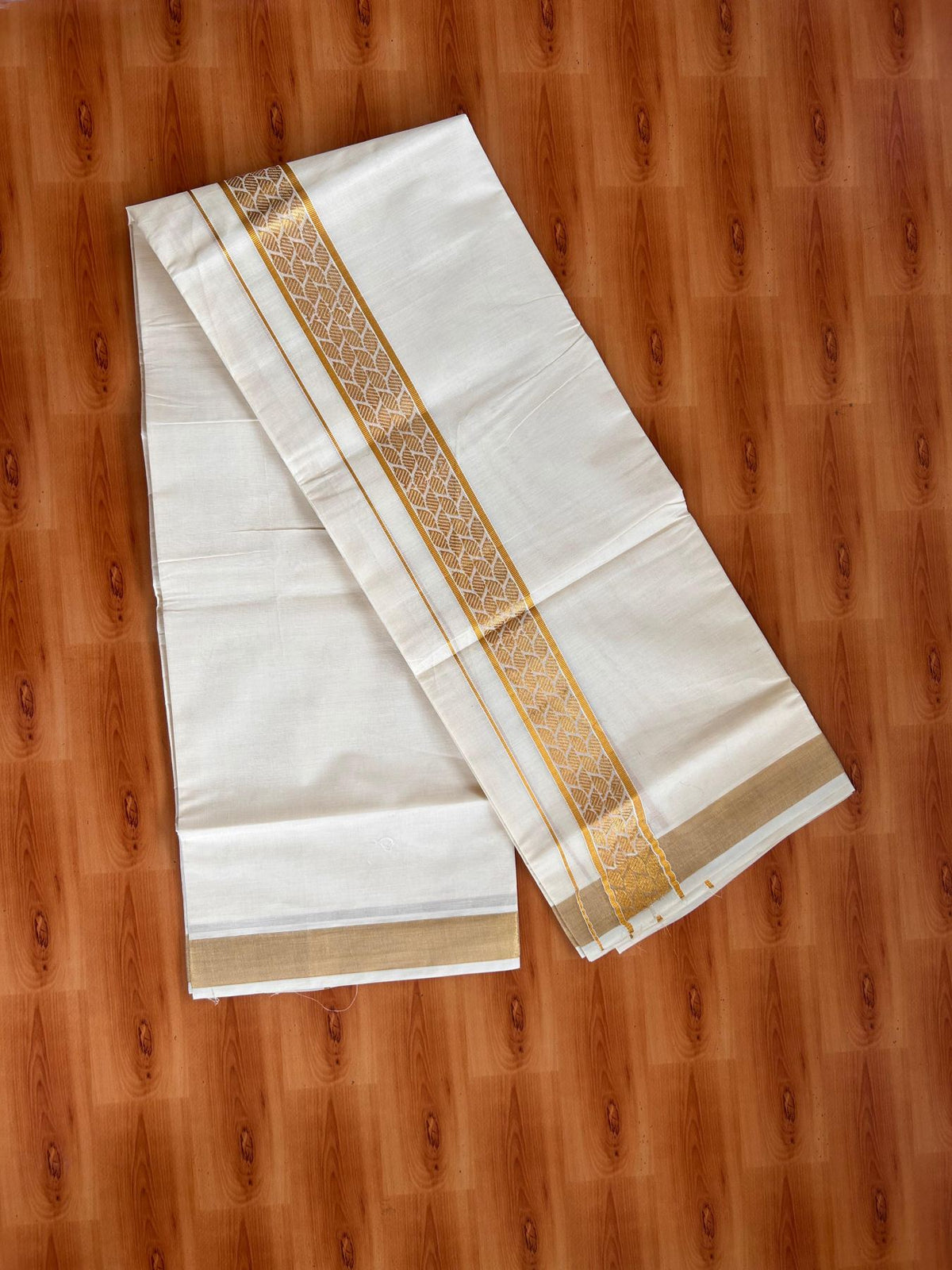 Double Off White (Unbleached) Mund/Dhoti - 20% Discount! KaithariKada Mixed Cotton - 60s - 2 inch Gold Kasav Jacquard Design Kara 4 mtr (8.5 Muzham) - 43 KK5520 PMC