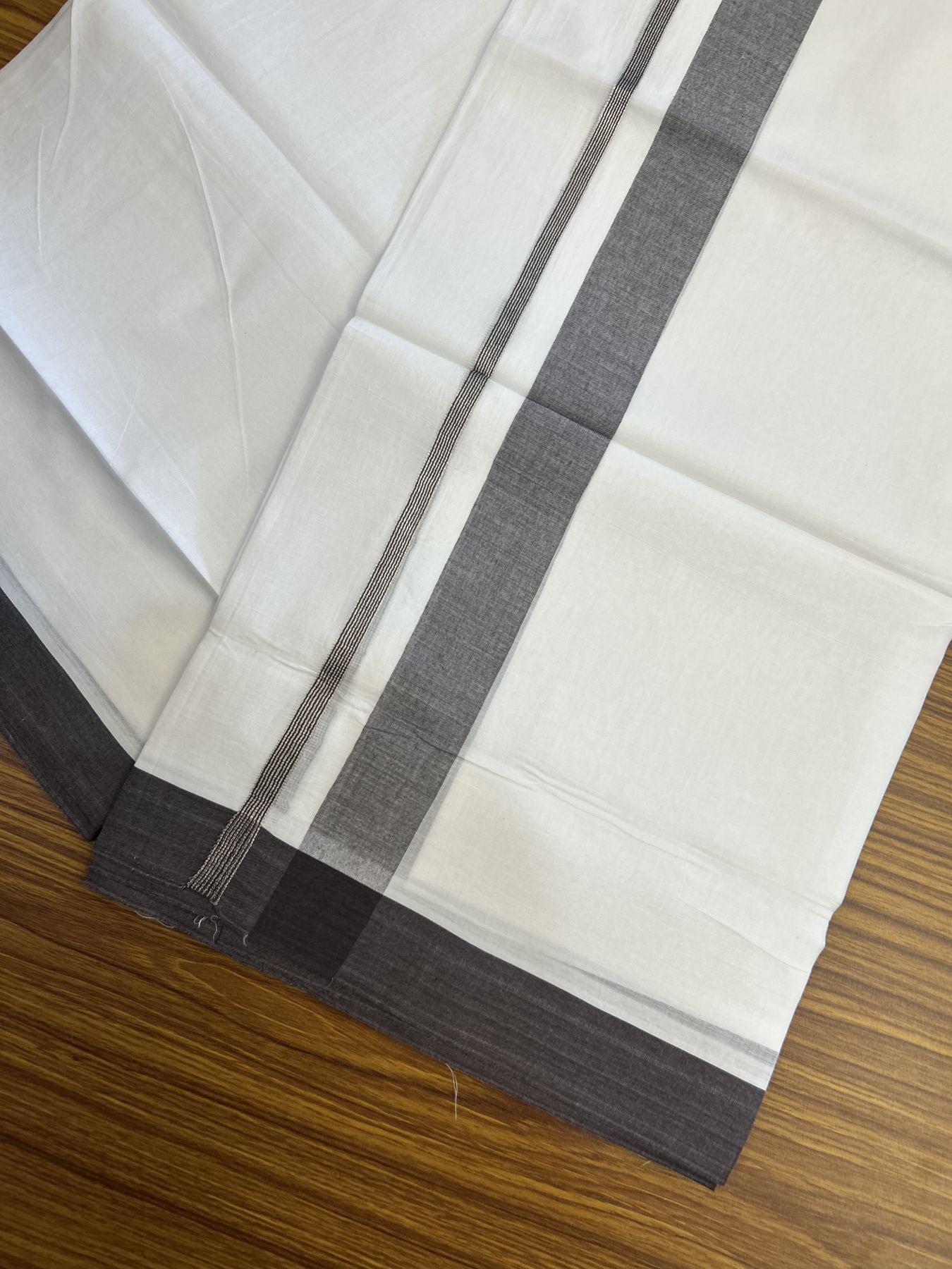 20% Discount! KaithariKada Balaramapuram 100% Cotton Double Pure white Mundu/Dhoti - 100X80 - 1.25 inch Silver Kasav Dark Brown shaded kara - 4 mtr ( 8.5 muzham) - 53 KK5341 VIN