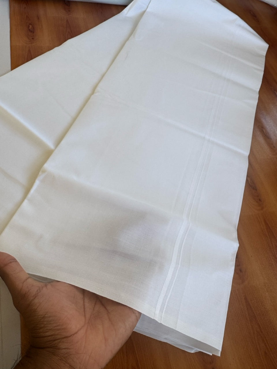 Single Pure White 100% Pure Cotton Mundu/Dhoti - 8% Discount! KaithariKada Mill Bleached - 40s - 0.5 cm White Kara (2 meter / 4 muzham) - 13 KK5467 MC
