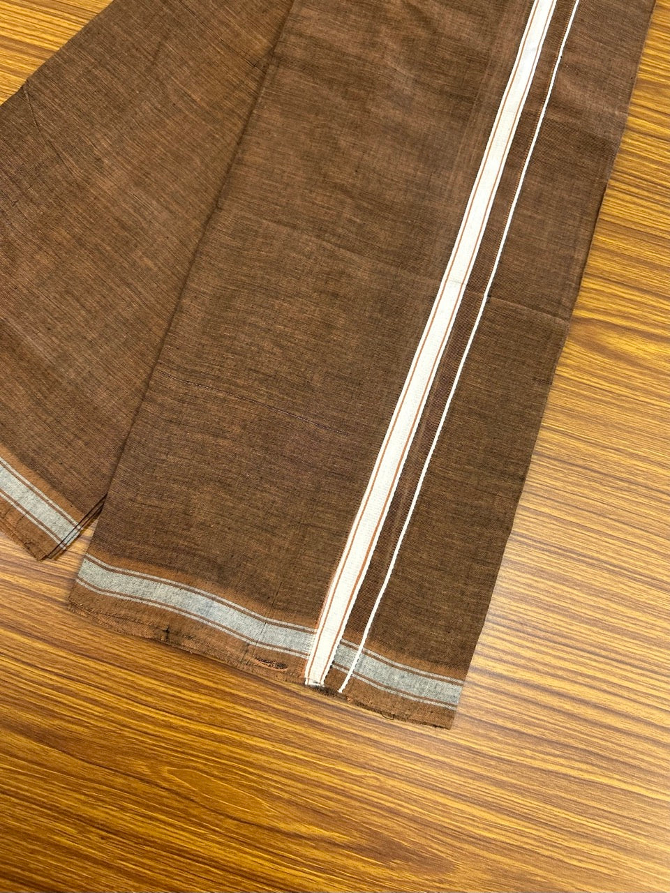 10% Discount !! KaithariKada 100% Pure Cotton - HANDLOOM Single Mundu/Dhoti Dark Brown Shaded Colour Body & White 0.5 inch Kara- (2 meter / 4 muzham)- 6 KK8032 ELA