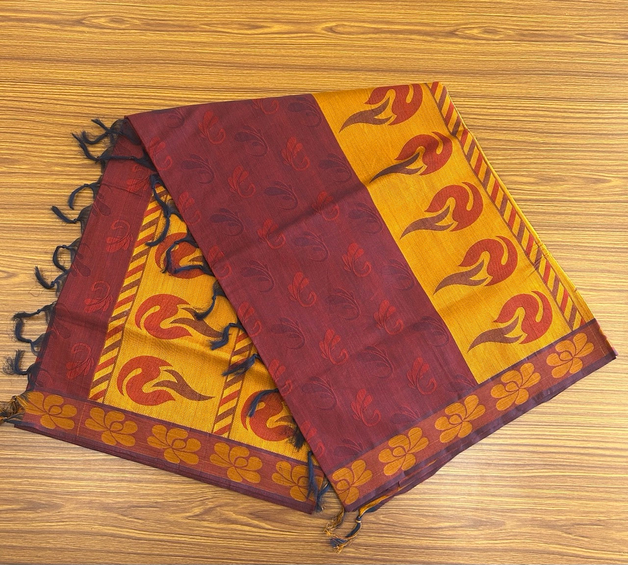 Kerala Colour Cotton Saree - Maroon Orange & Red Design Kara - Kaitharikada - 2KK1009RJT