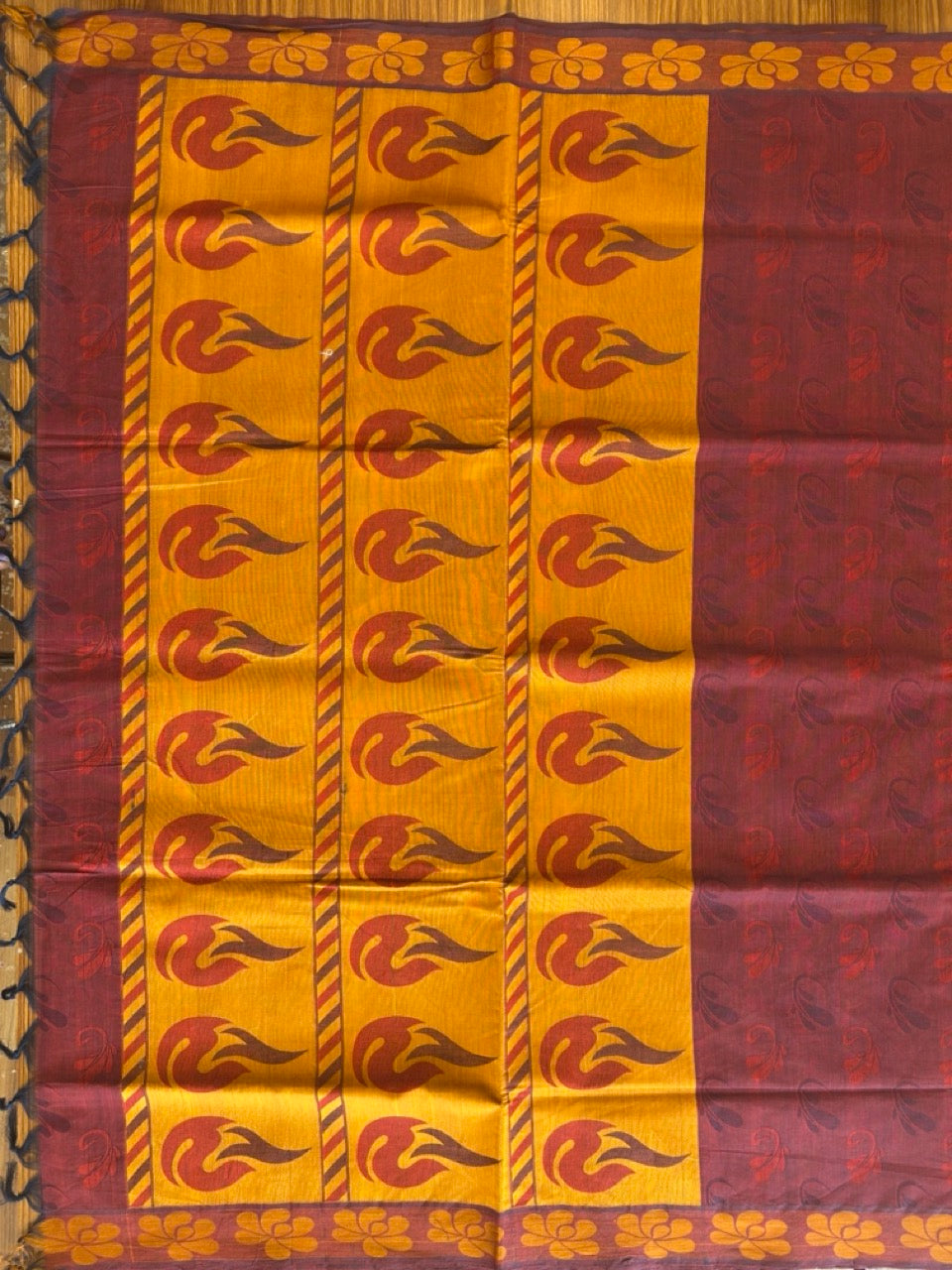 Kerala Colour Cotton Saree - Maroon Orange & Red Design Kara - Kaitharikada - 2KK1009RJT