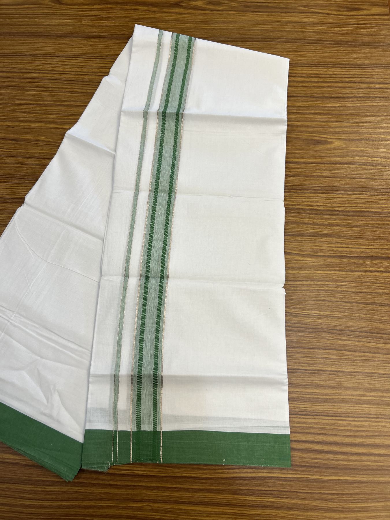 20% Discount! KaithariKada Balaramapuram 100% Cotton Double Pure white Mundu/Dhoti- 100X80 - 1.5 inch Puliyilakkara Silver Kasav & Light Green Chutty Kara - 4 mtr ( 8.5 muzham) - 28 KK5341 VIN