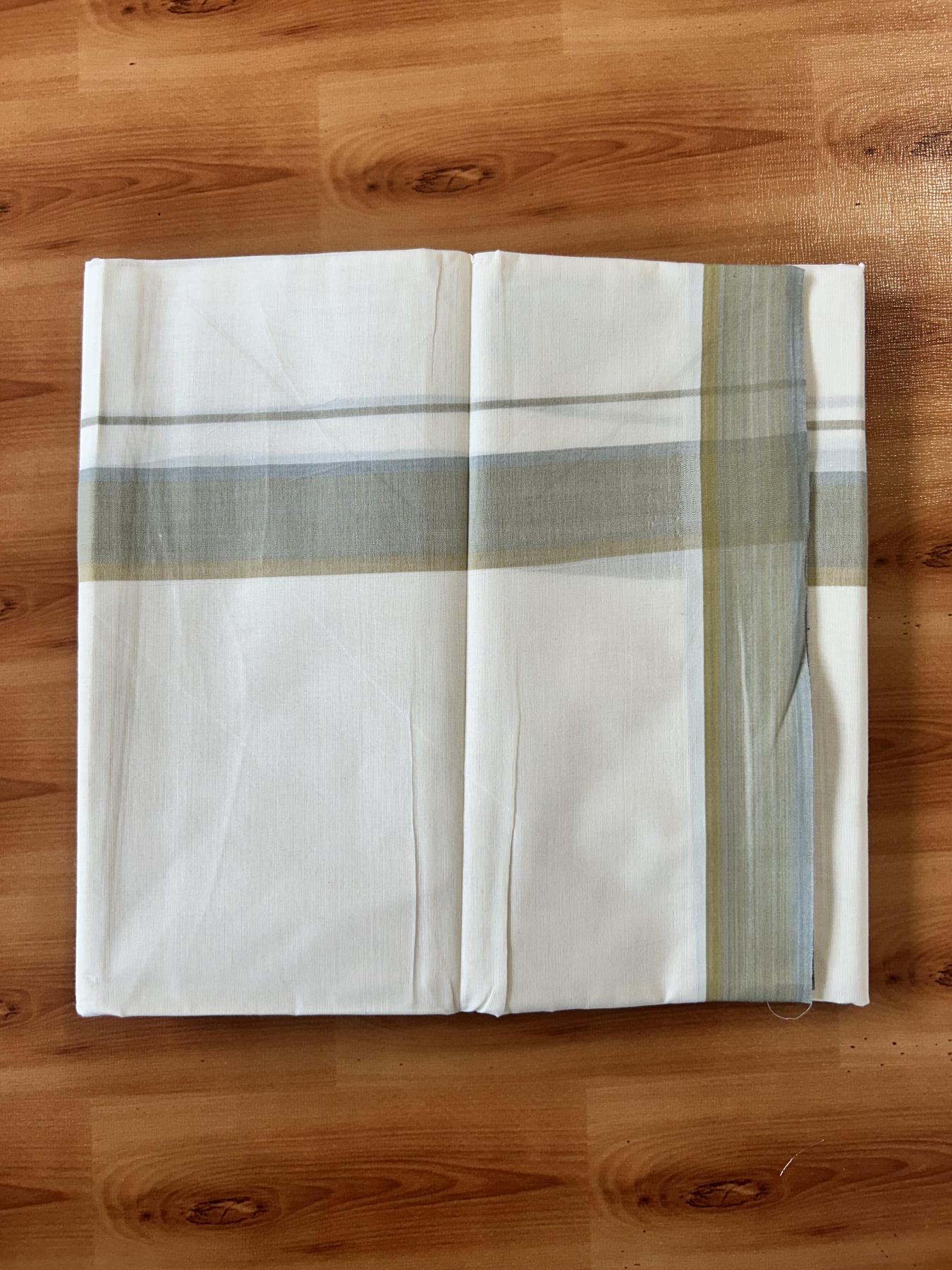 Double Off White (Unbleached) Mundu/Dhoti - 20% Discount! KaithariKada Pure Cotton - 100X80 - 1.5 inch Mustard & Grey Shaded Striped Kara 4 mtr (8.5 Muzham) - 76 KK5452 THI