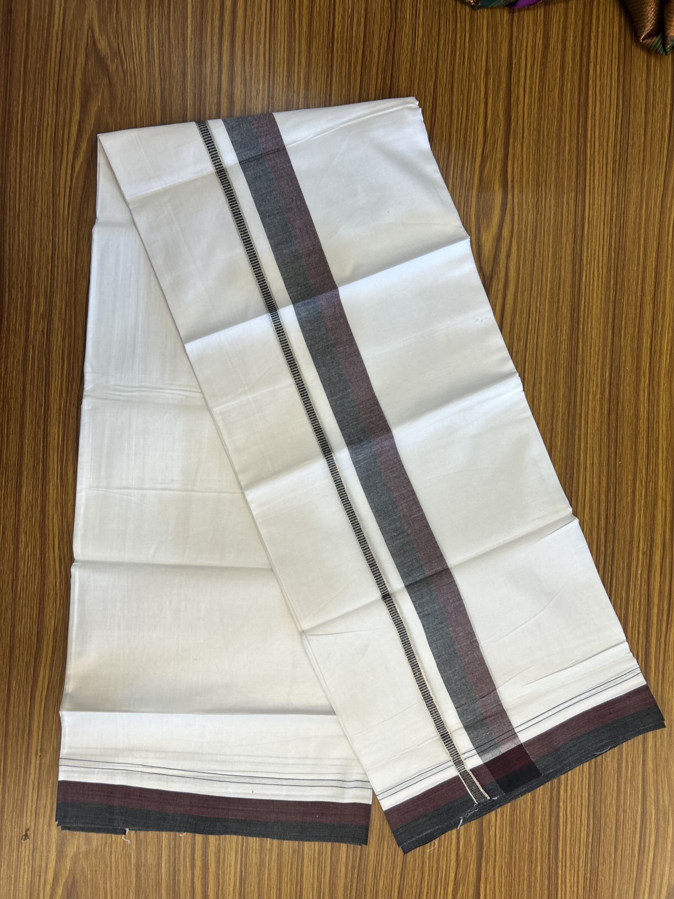 20% Discount! KaithariKada Balaramapuram 100% Cotton Double Pure white Mundu/Dhoti - 100X80 - 1.25 inch Silver Kasav Black & Deep Maroon shaded kara - 4 mtr ( 8.5 muzham) - 89 KK5341 VIN