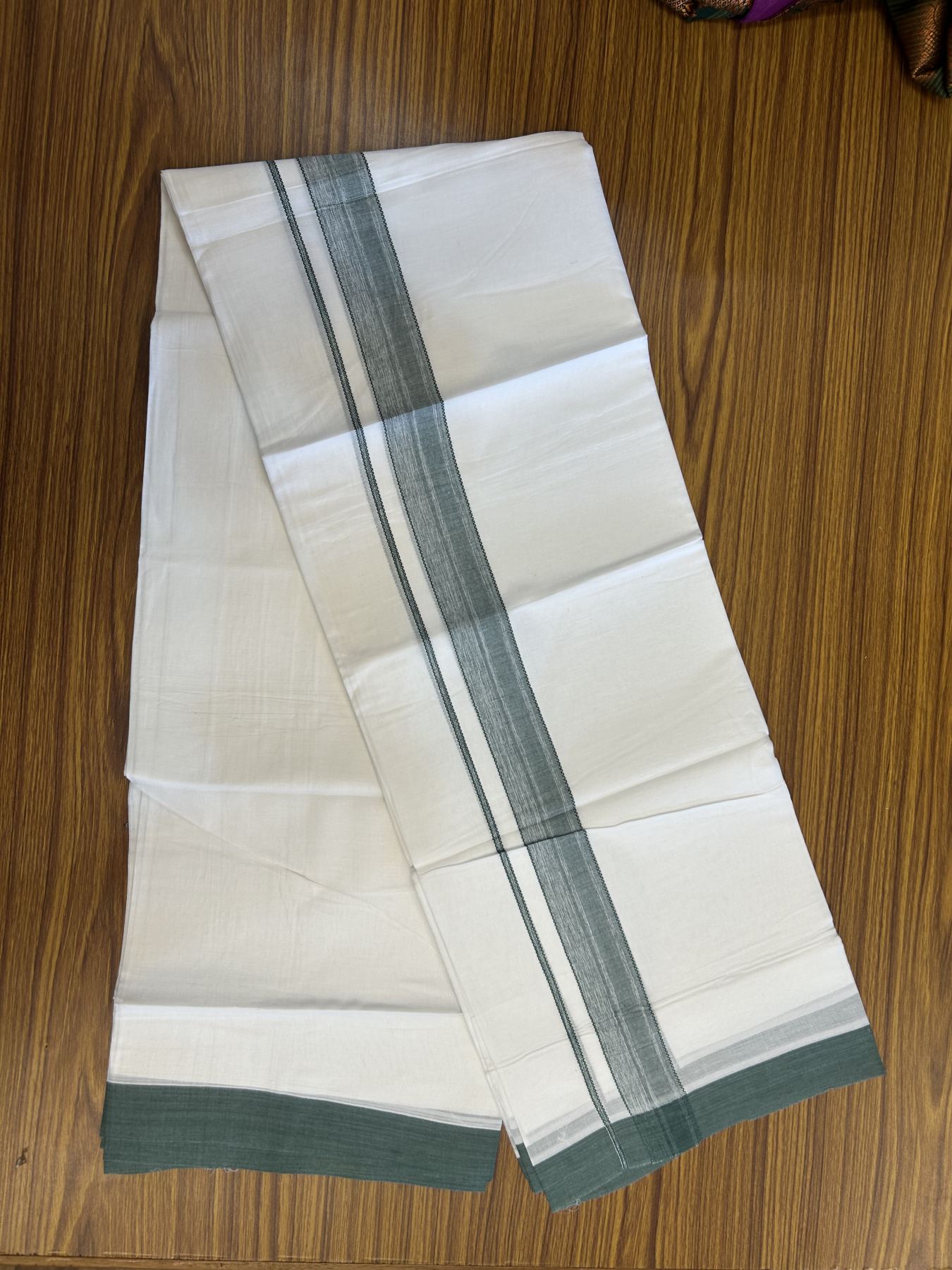 20% Discount! KaithariKada Balaramapuram 100% Cotton Double Pure white Mundu/Dhoti- 100X80 - 1.25 inch Green Shaded Kara - 4 mtr ( 8.5 muzham) - 35 KK5341 VIN