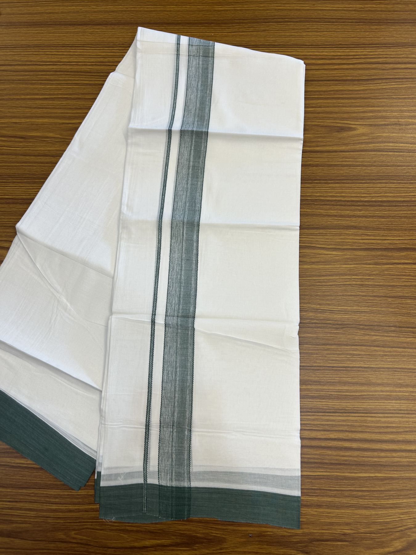 20% Discount! KaithariKada Balaramapuram 100% Cotton Double Pure white Mundu/Dhoti- 100X80 - 1.25 inch Green Shaded Kara - 4 mtr ( 8.5 muzham) - 35 KK5341 VIN