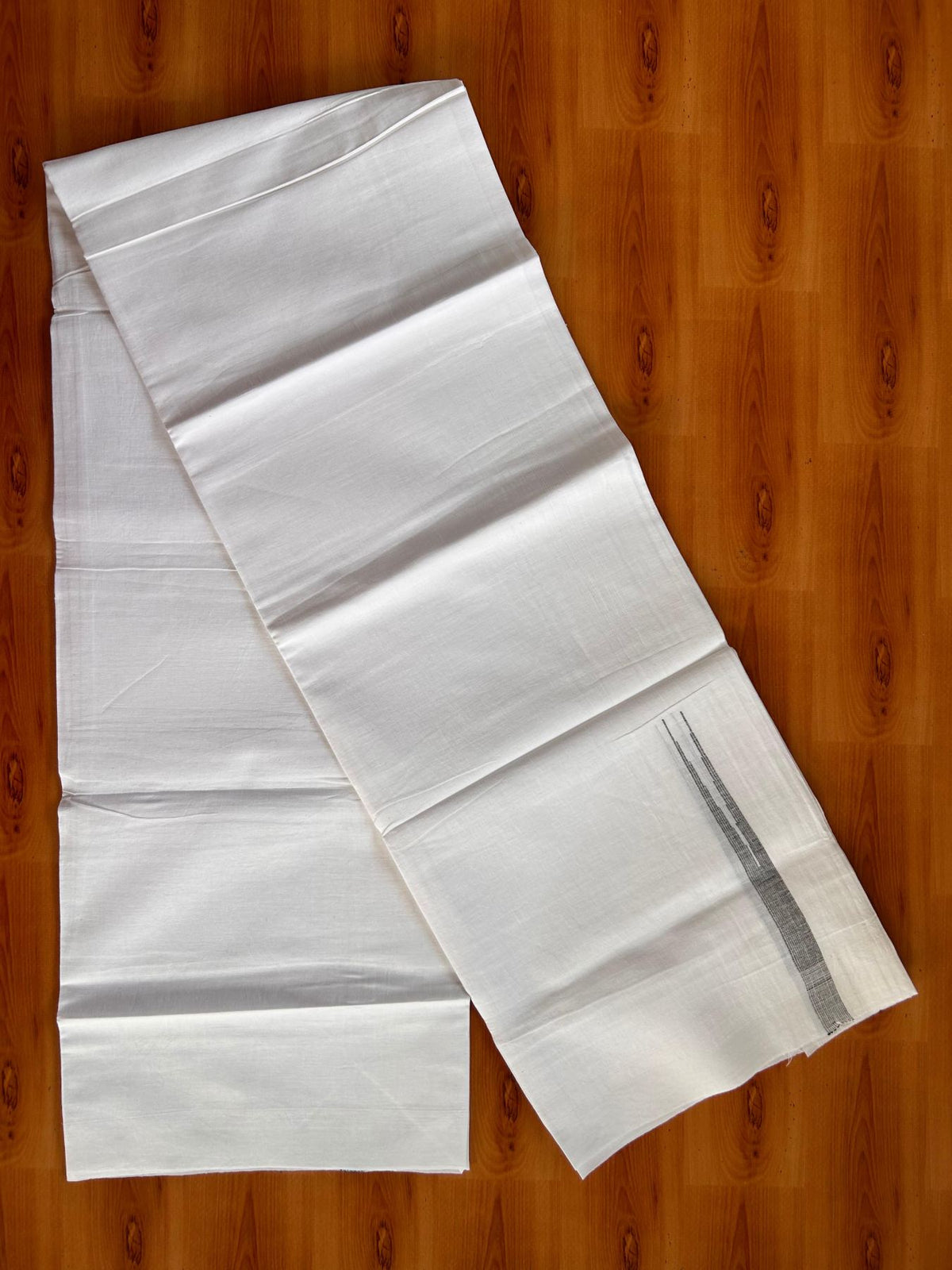 Single Pure white - Kaitharikada 100% Pure Cotton 70x30 Thread Mundu / Dhoti - Puliyilakkara 0.5 inch Black Stripes Chutty (2 meters / 4 mulam) - 1 KK5521 THI