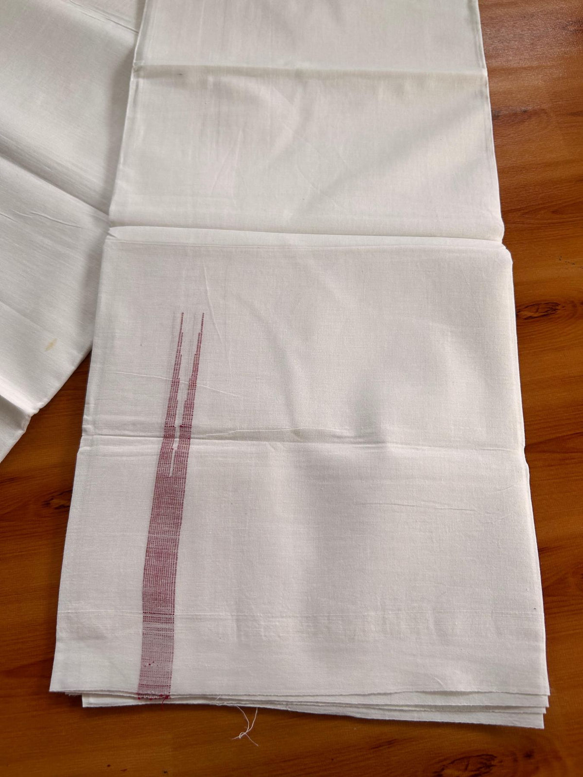 Single Pure white - Kaitharikada 100% Pure Cotton 70x30 Thread Mundu / Dhoti - Puliyilakkara 0.5 inch Red Stripes Chutty (2 meters / 4 mulam) - 3 KK5521 THI