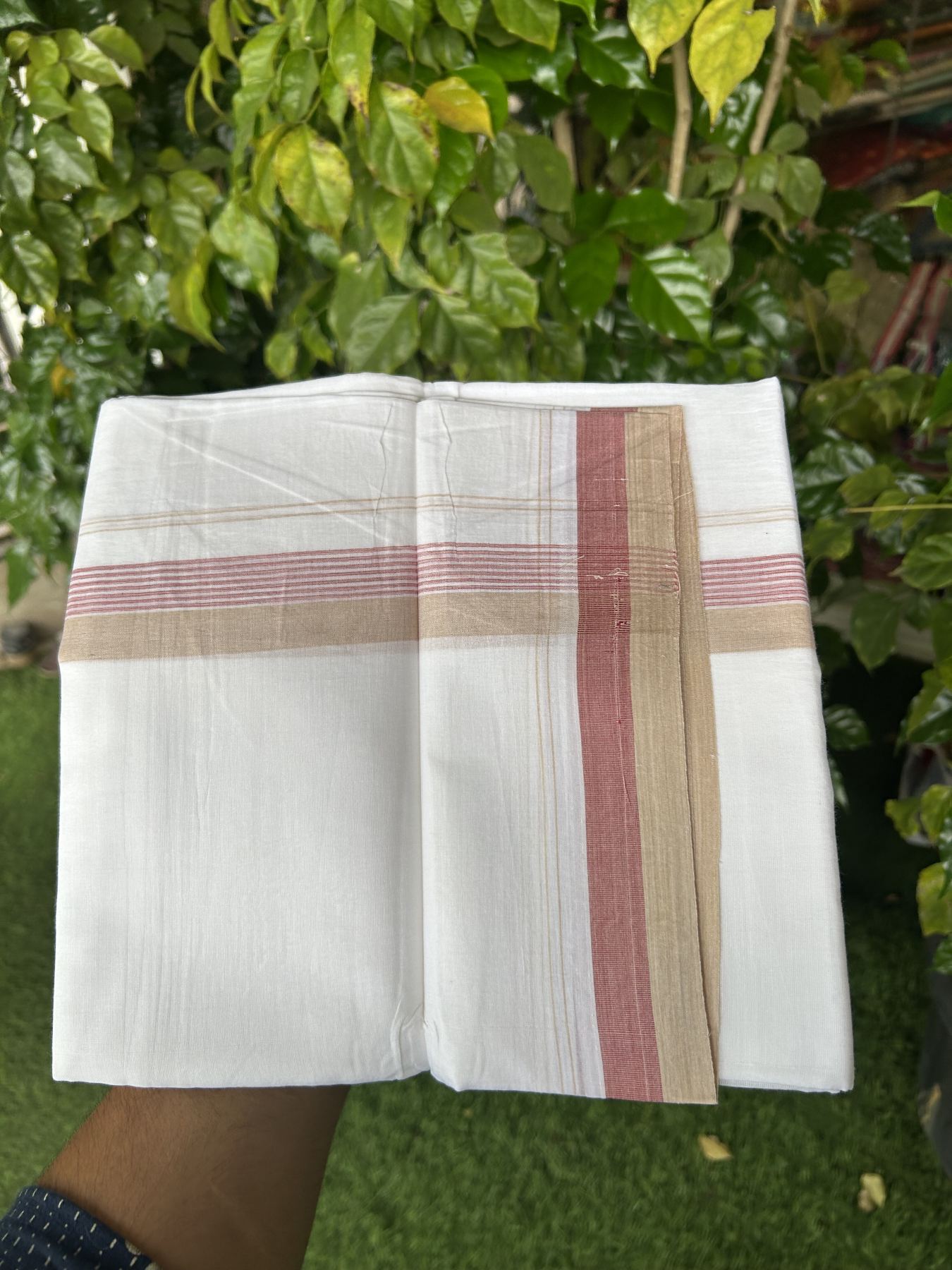 20% Discount! KaithariKada Balaramapuram 100% Cotton Double Pure white Mundu/Dhoti- 100X80 - 1.5 inch Cream & Rose Pink kara - 4 mtr ( 8.5 muzham) - 8 KK5341 VIN