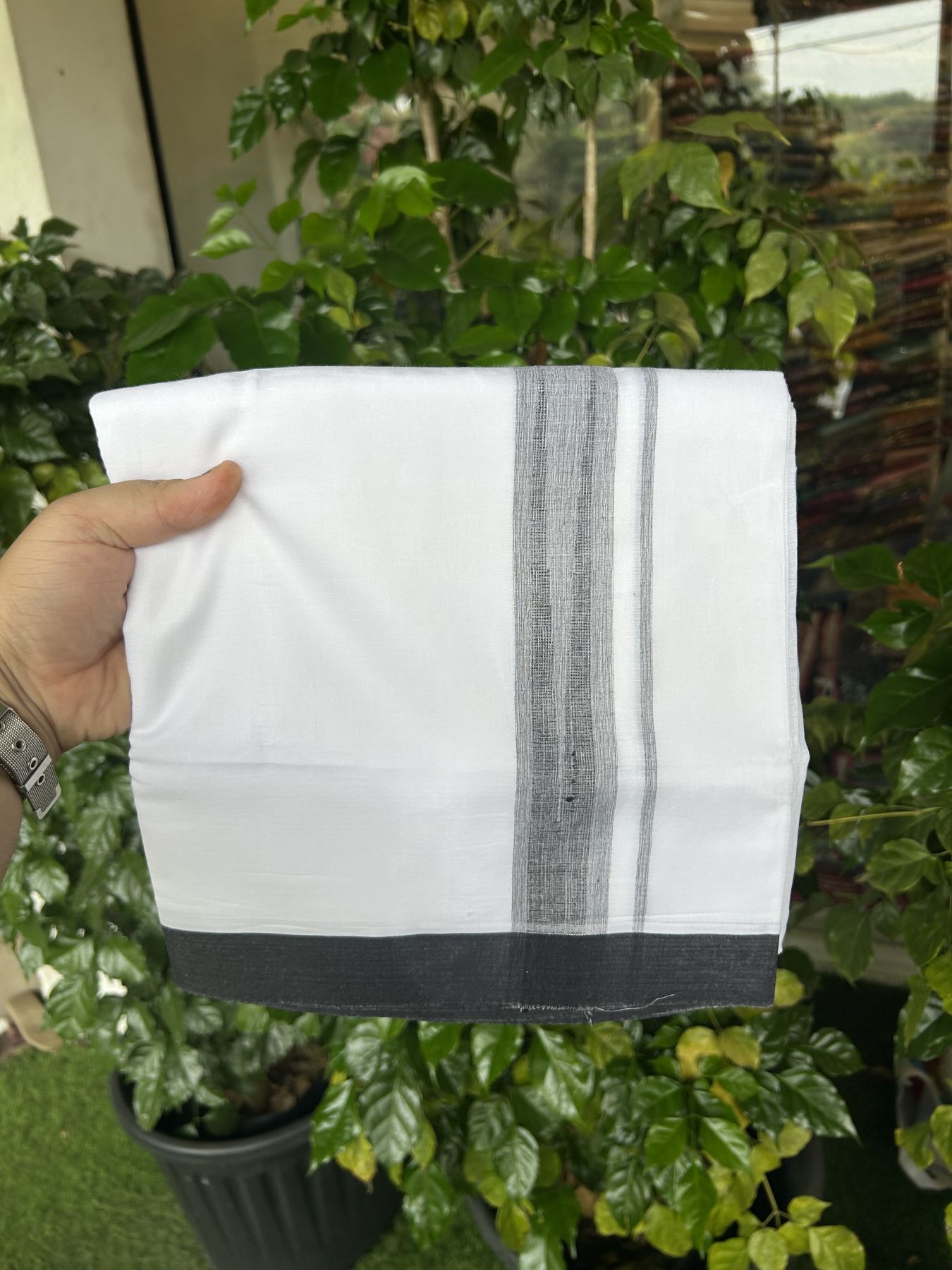 20% Discount! KaithariKada Balaramapuram 100% Cotton Double Pure white Mundu/Dhoti- 100X80 - 1.25 inch Puliyilakkara Black Chutty kara - 4 mtr ( 8.5 muzham) - 4 KK5341 VIN