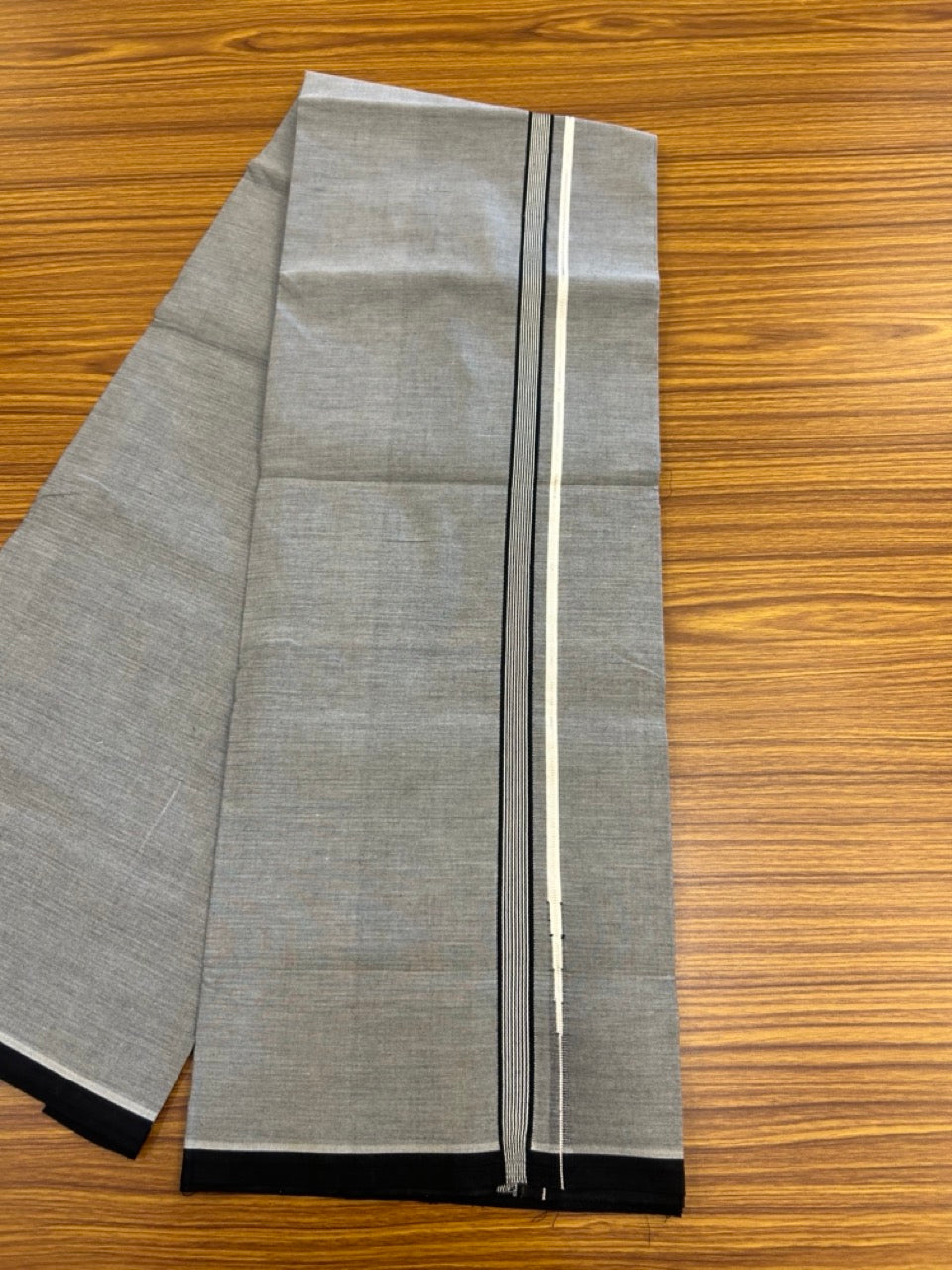 33% Discount !! KaithariKada 100% Pure Cotton - Colour Mundu Single Mundu/ Dhothi Ash Grey Colour Body & Black Striped Silver Chutty 0.75 inch Kara (2 metre / 4 muzham)- 5 KK5308 ASH