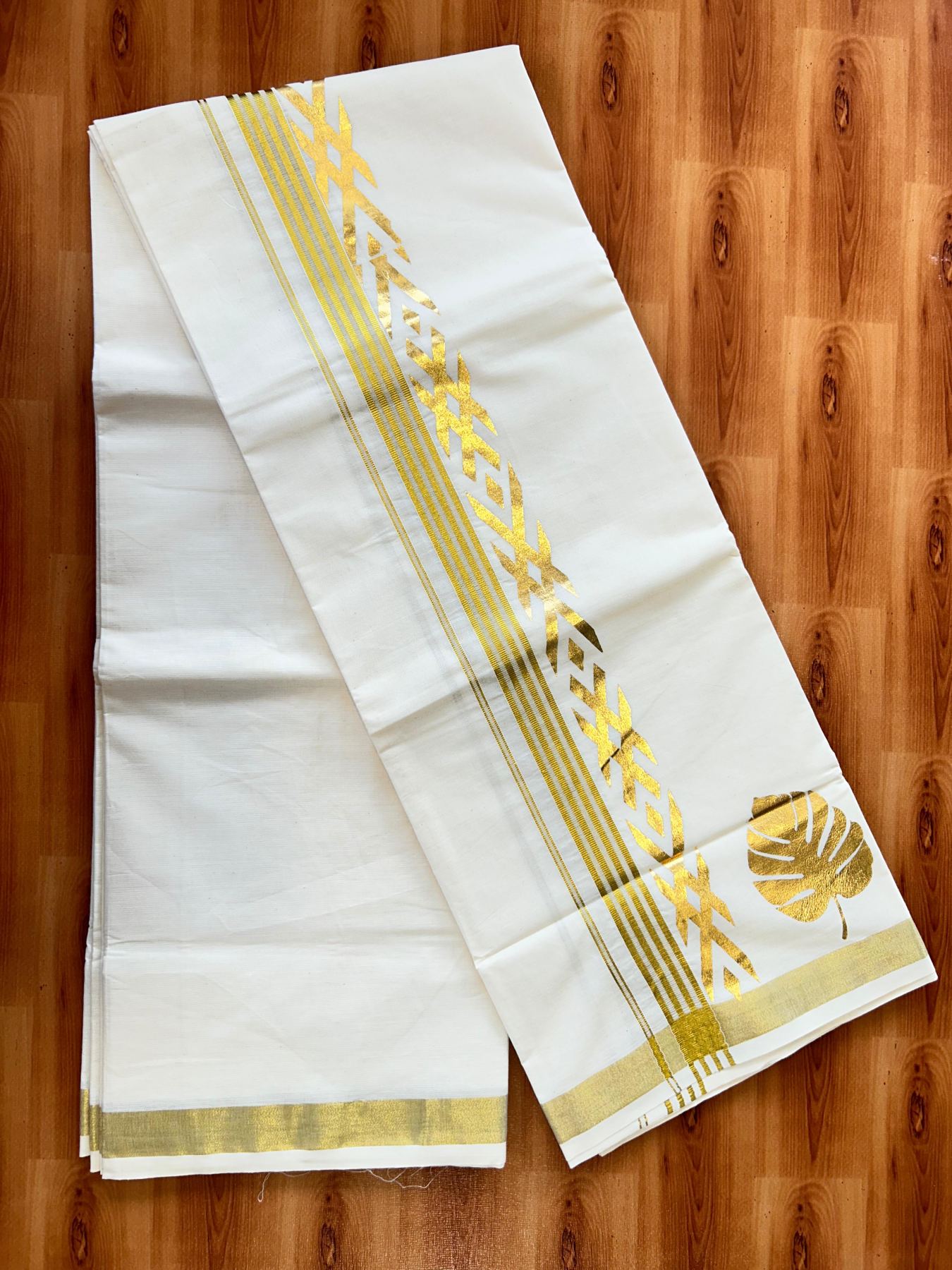 Double Off White (Unbleached) Mundu/Dhoti - 20% Discount!! KaithariKada Mixed Cotton (60s) - 2.5 inch Gold Kasav Striped & Printed Designer Kara 4 mtr (8.5 Muzham) - 13 KK5487 CKS