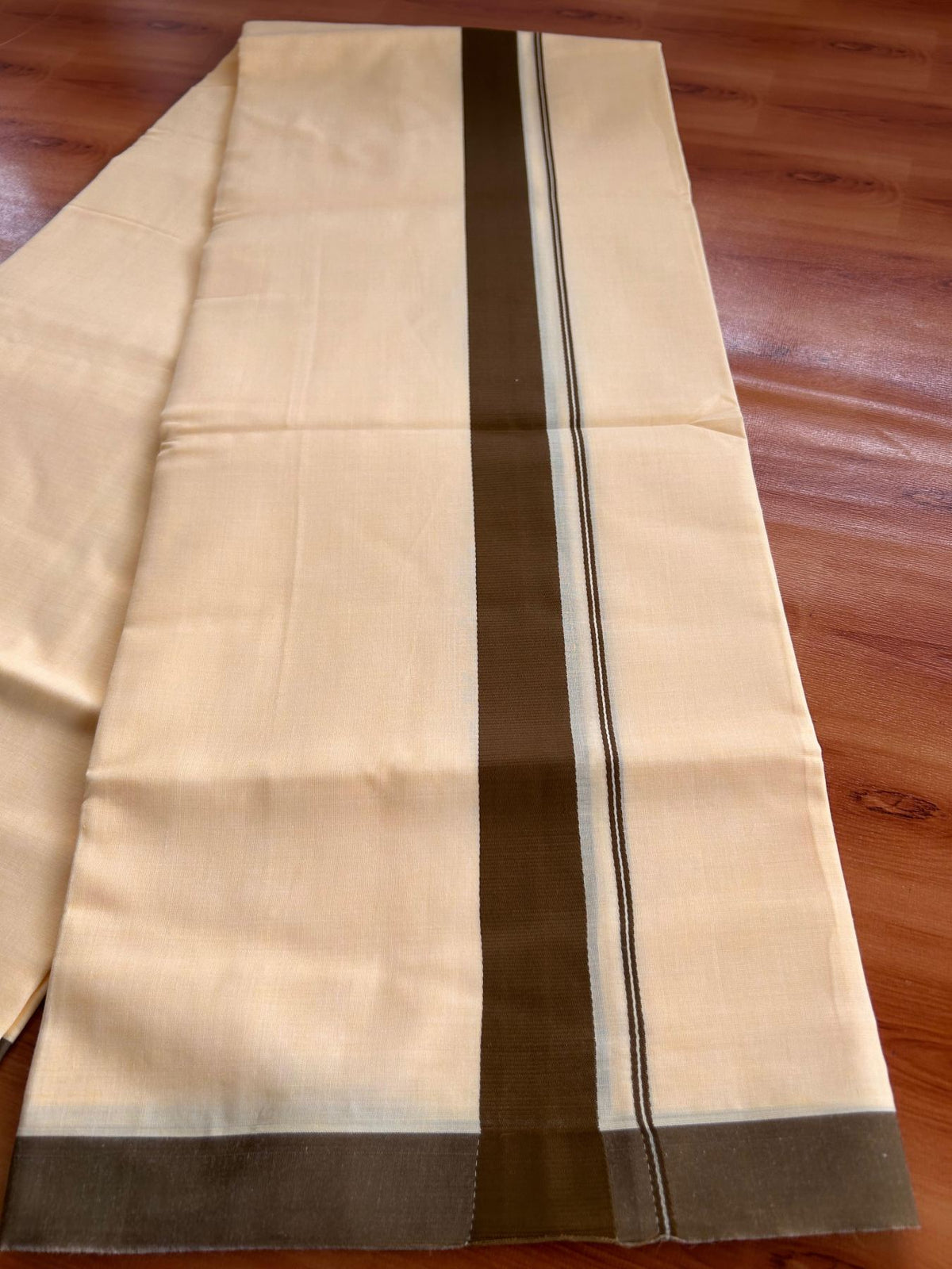 Kannur Yellow Double Mundu/Dhoti - 20% Discount! KaithariKada - 60s - 50% Cotton & 50% Polyester - Kannur Yellow Colour Body with 1.25 inch Olive Brown Kara - 4 mtr (8.5 muzham) - 5 KK5522 VAS