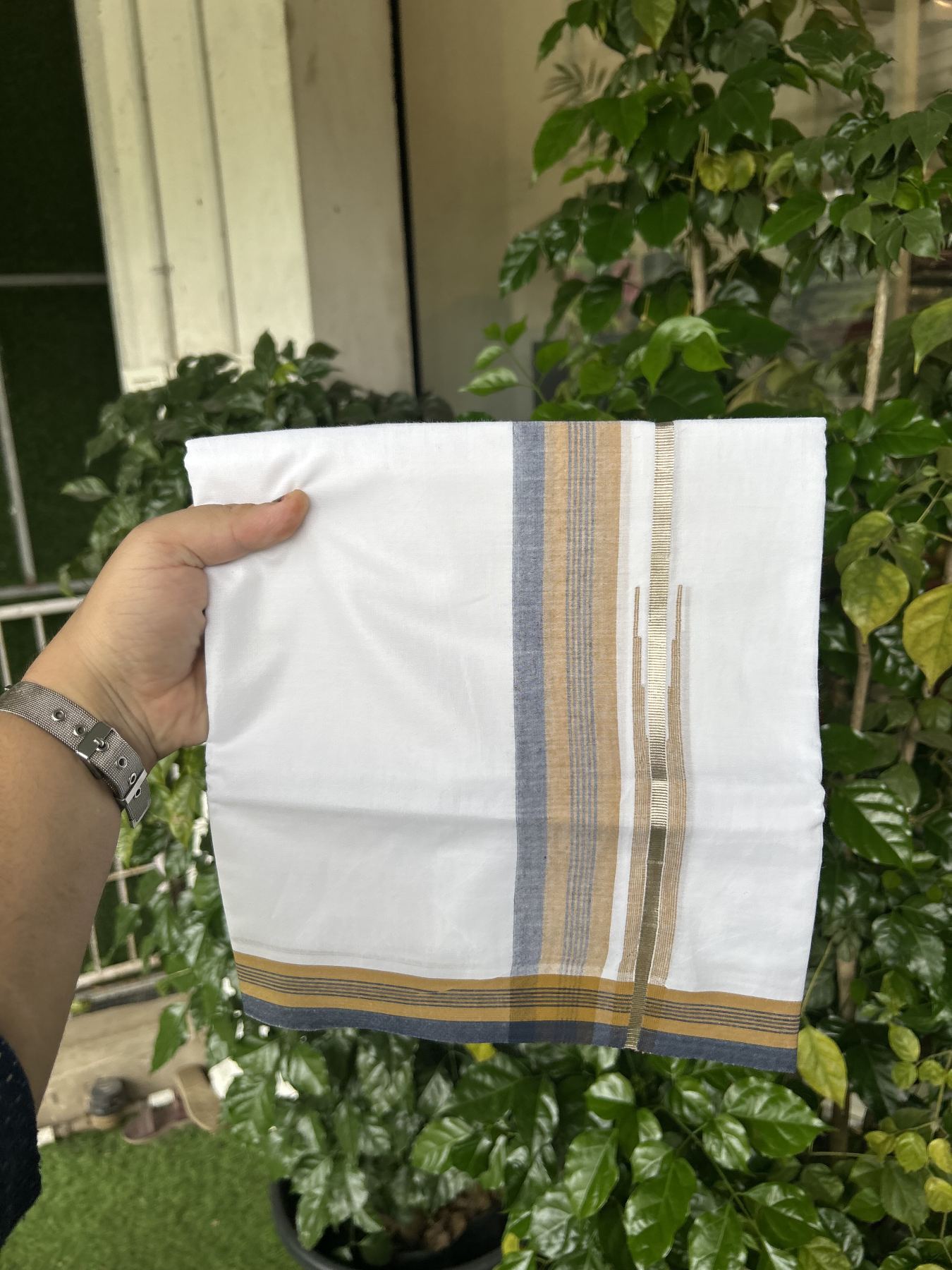 20% Discount! KaithariKada Balaramapuram 100% Cotton Double Pure white Mundu/Dhoti- 100X80 - 1.5 inch Puliyilakkara Silver Kasav Mustard Yellow & Blue Chutty Kara - 4 mtr ( 8.5 muzham) - 26 KK5341 VIN