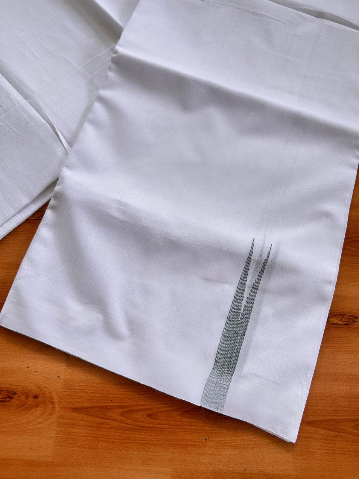 Double Pure White Mundu/Dhoti - 20% Discount !! KaithariKada Balaramapuram 100% Cotton - 100x80 - 0.75 inch Green Striped Chutty Kara 3.90 mtr (8 muzham) - 32 KK5515 CKS