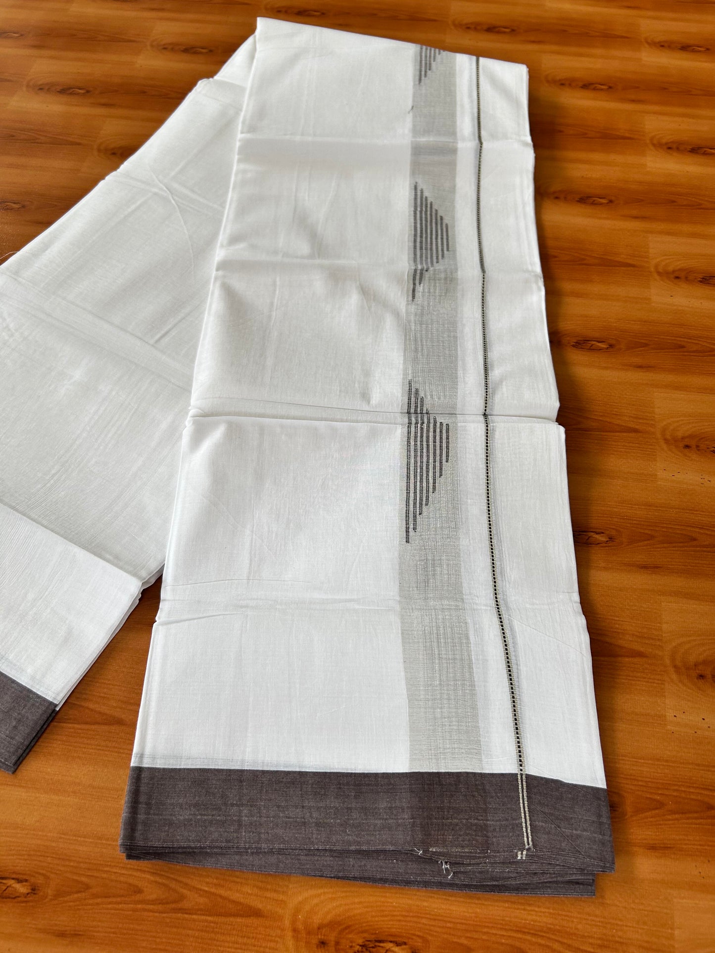Pure White Double Mundu/Dhoti - 20% Discount ! Kaitharikada 100% Pure Cotton - 100x80s - 1.5 inch Silver Kasav & Chocolate Brown Stripes Pattern Kara 3.80 mtr (8 muzham) - 48 KK5456 THI