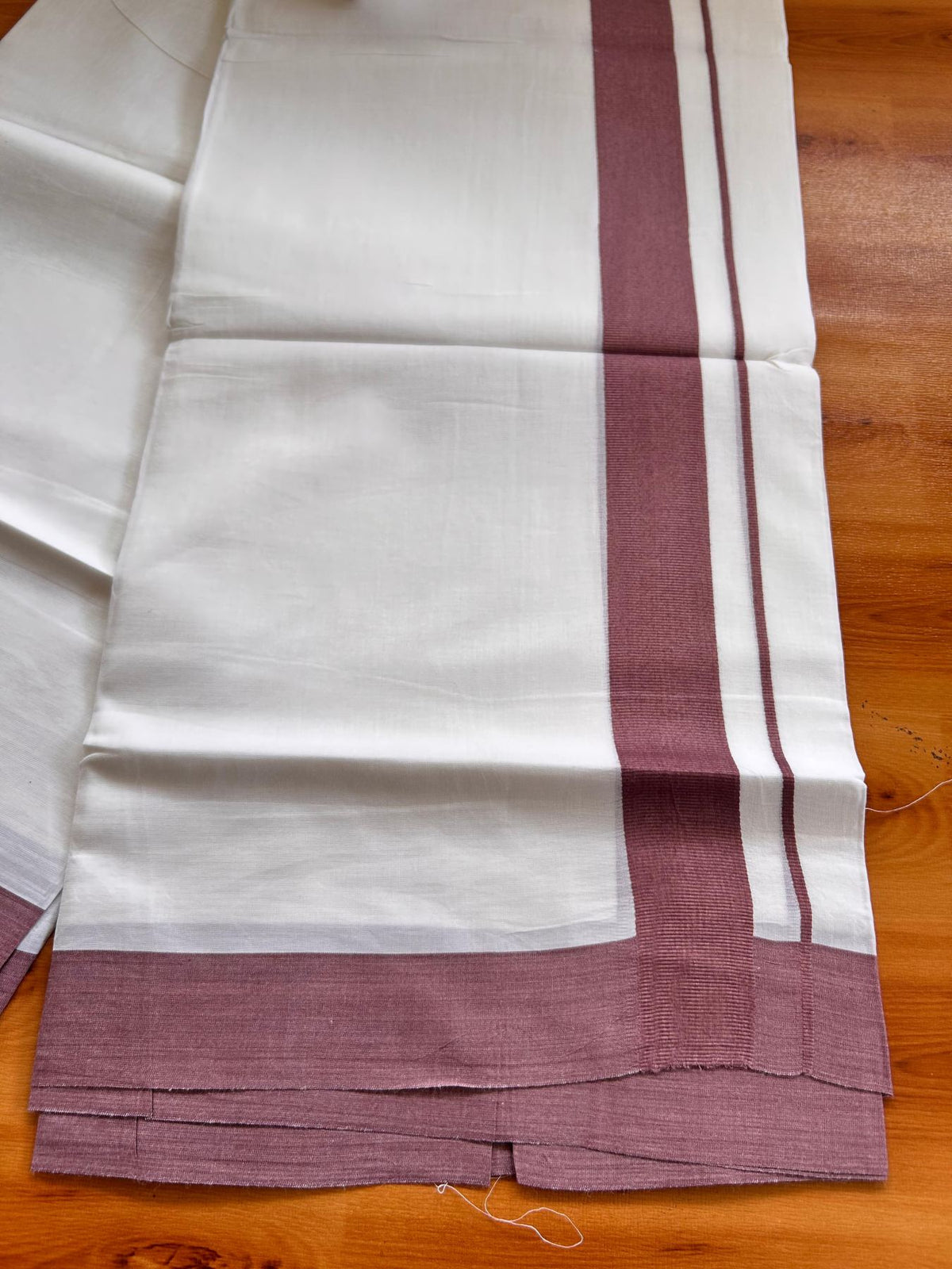Pure White Double Mundu/Dhoti - 20% Discount ! Kaitharikada Pure Cotton - 100x80 - 1.5 inch Wine Kara 3.80 mtr (8 muzham) - 3 KK5523 MC